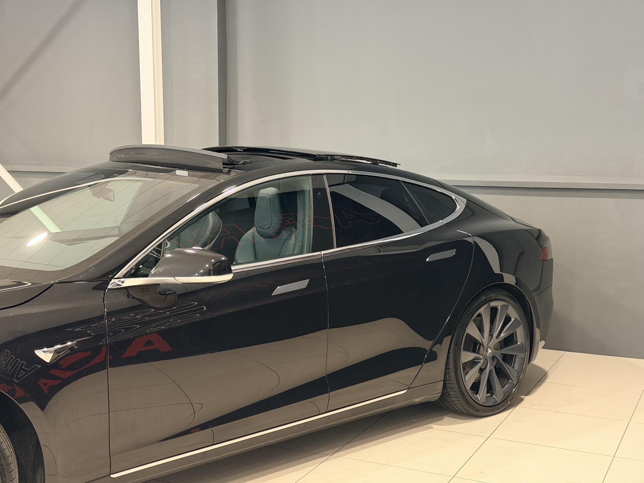 Foto van Tesla Model S