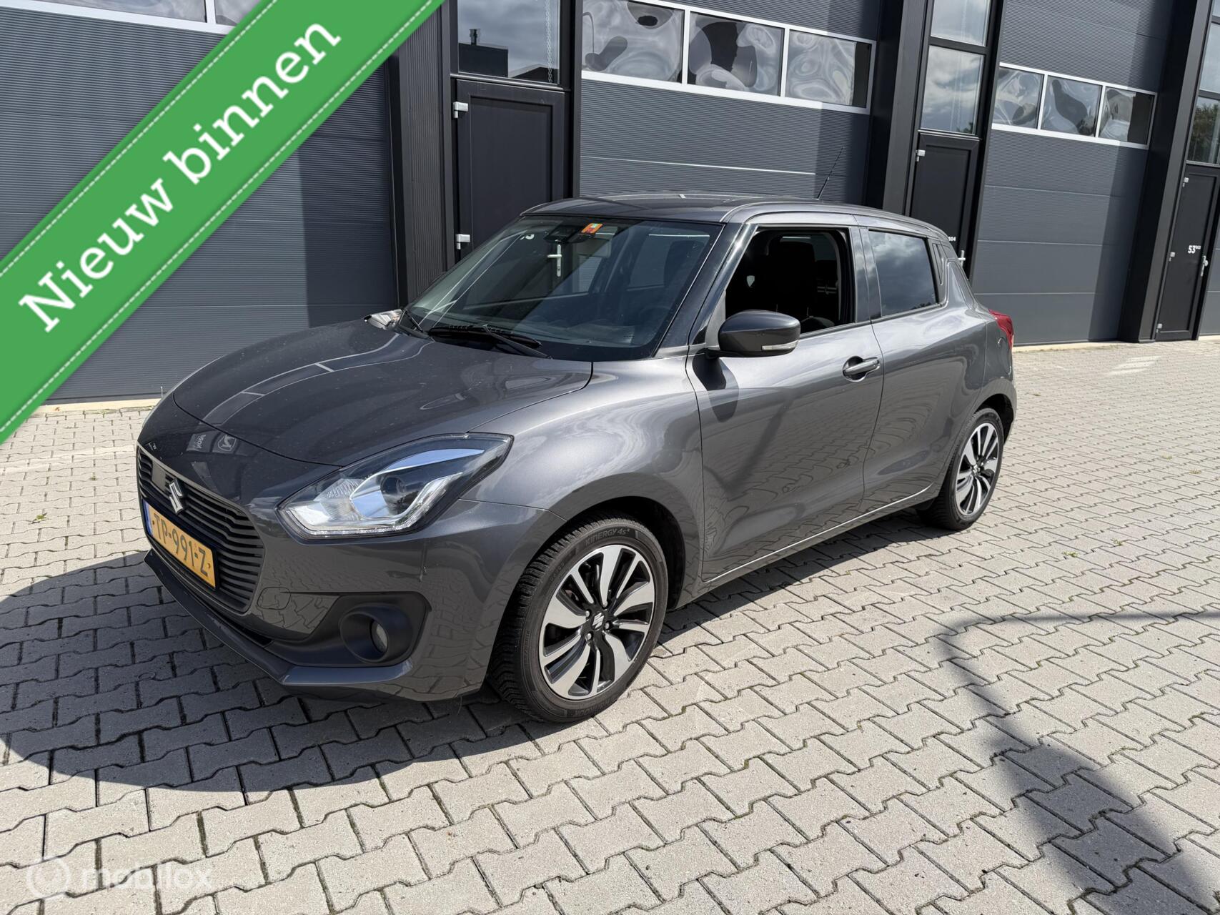 Suzuki Swift 1.2 Stijl Smart Hybrid 2018 - voorkant