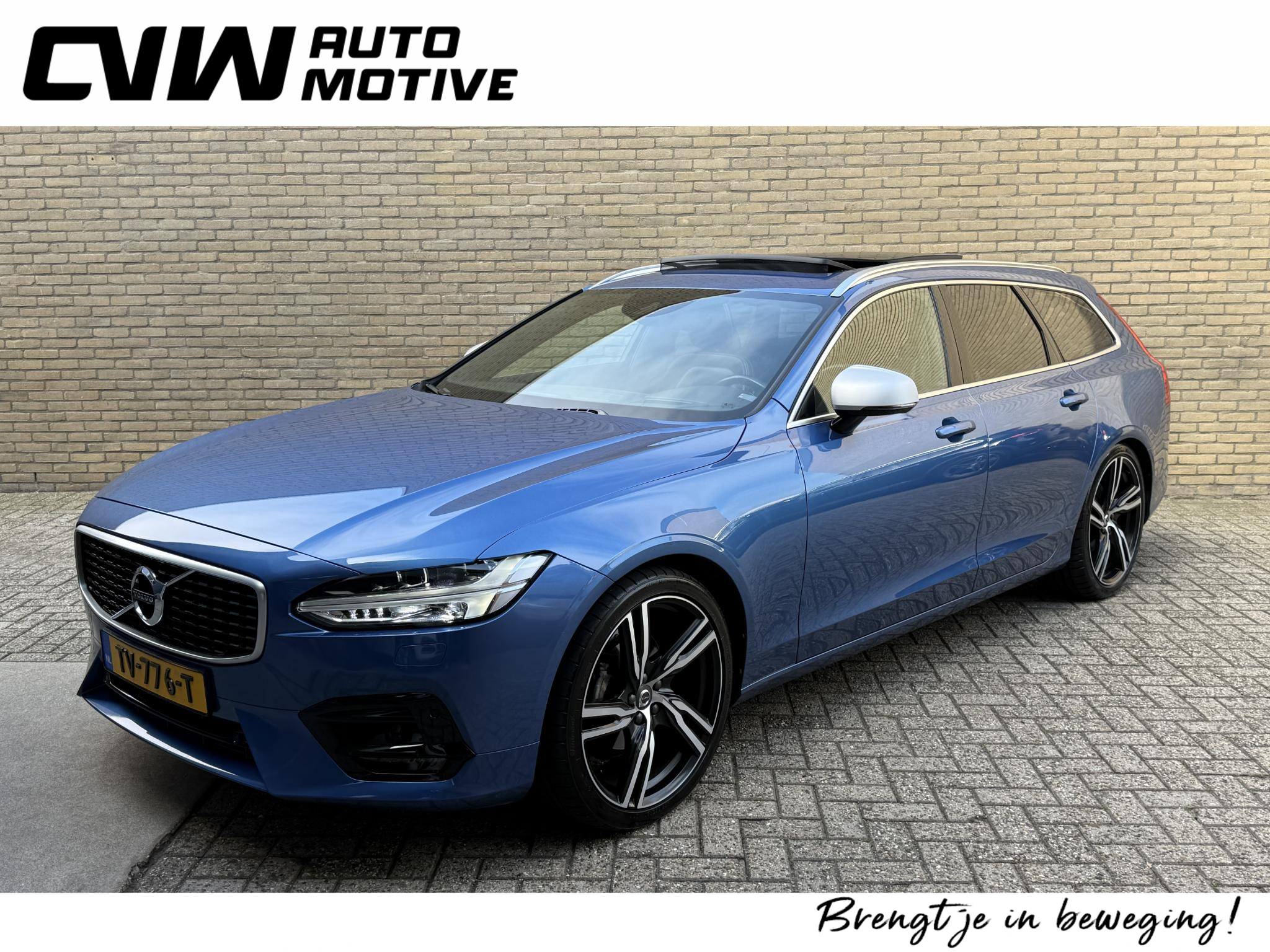 Volvo V90 2.0 D3 R-Design | Panoramadak | Trekhaak 2018 - voorkant