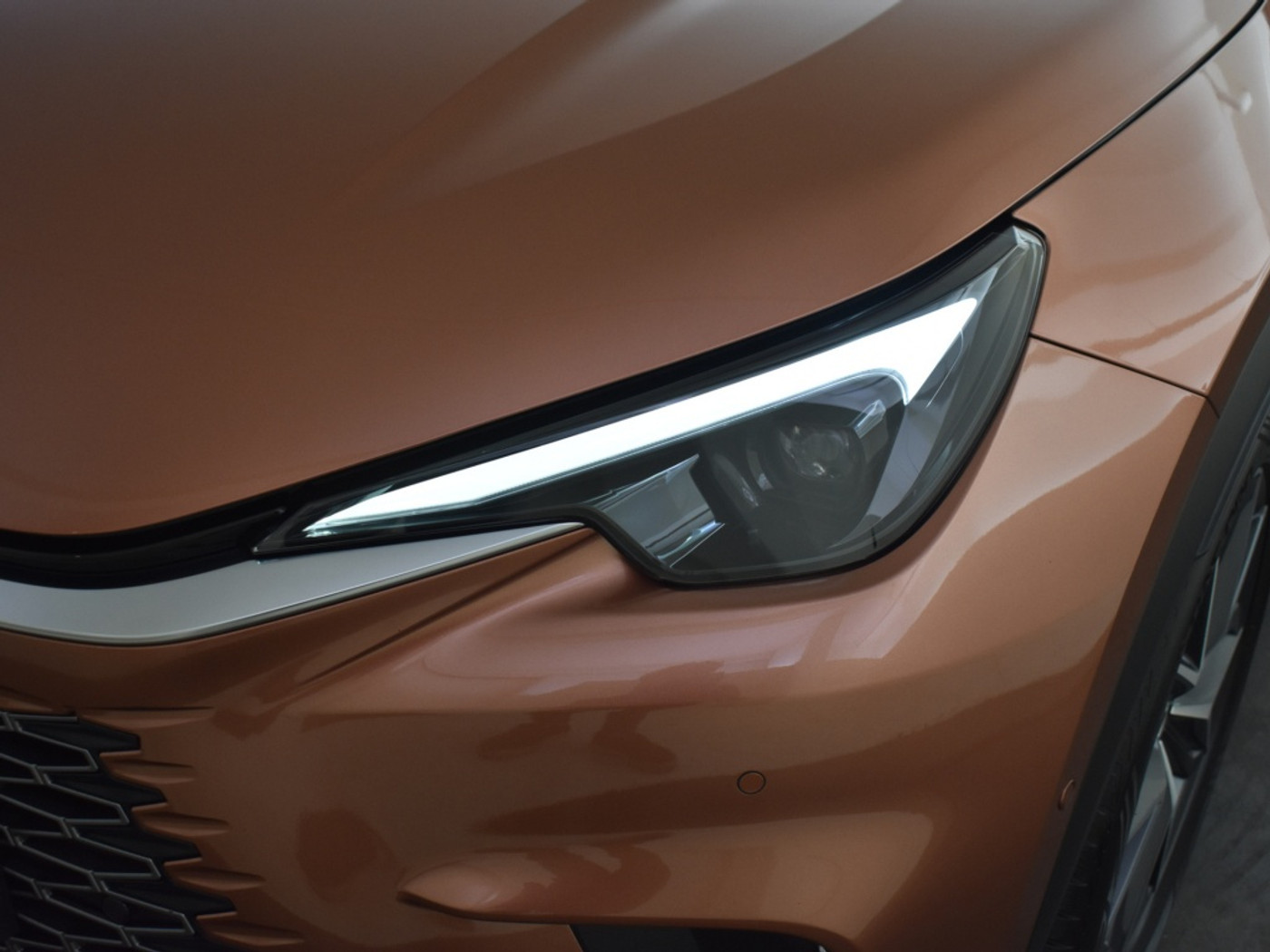 Foto van Lexus Lexus LBX