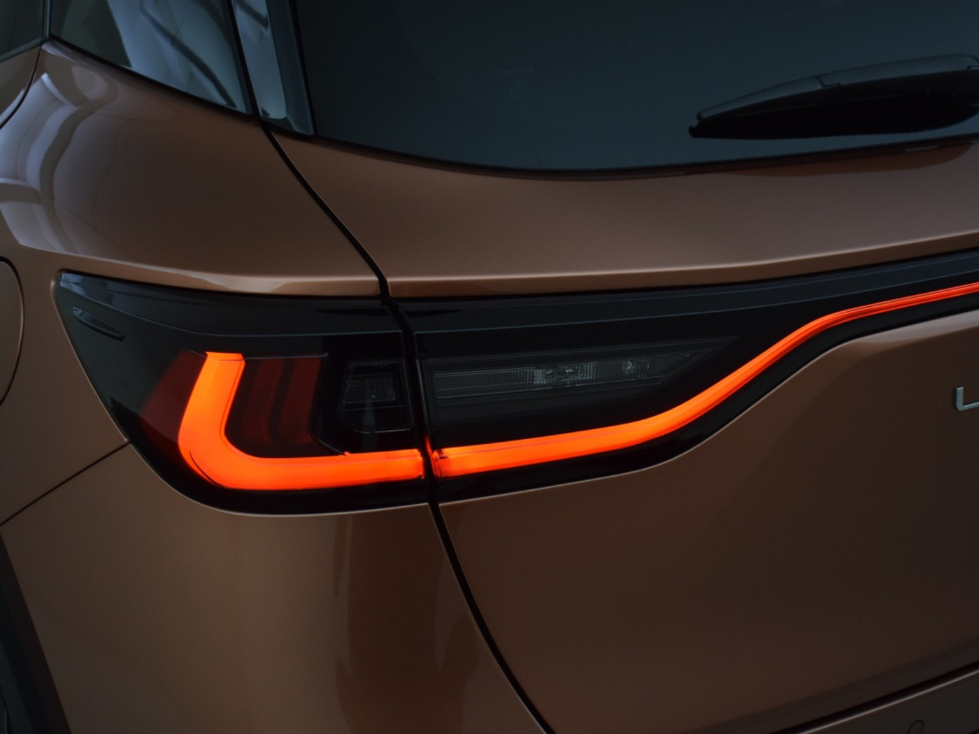 Foto van Lexus Lexus LBX