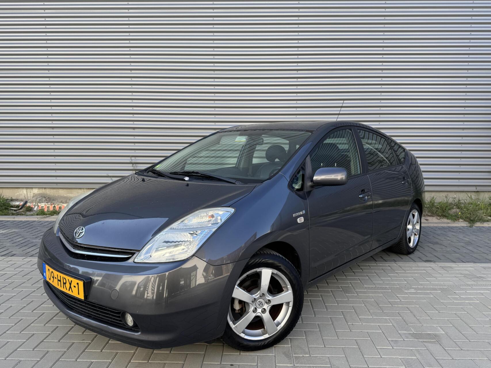 Toyota Toyota Prius 1.5 VVT-i Business Edition 2009 - voorkant