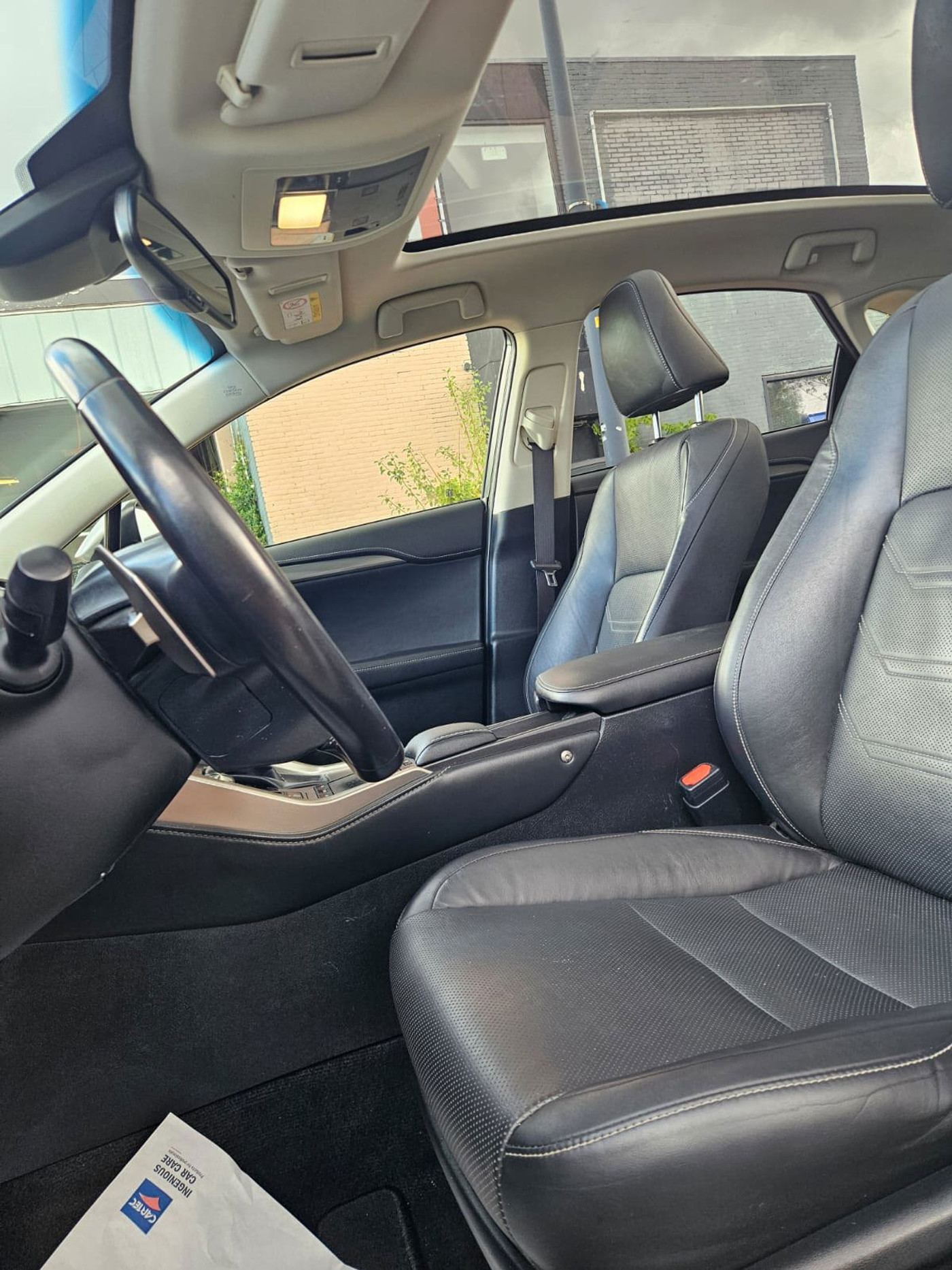 Foto van Lexus Lexus Nx300h