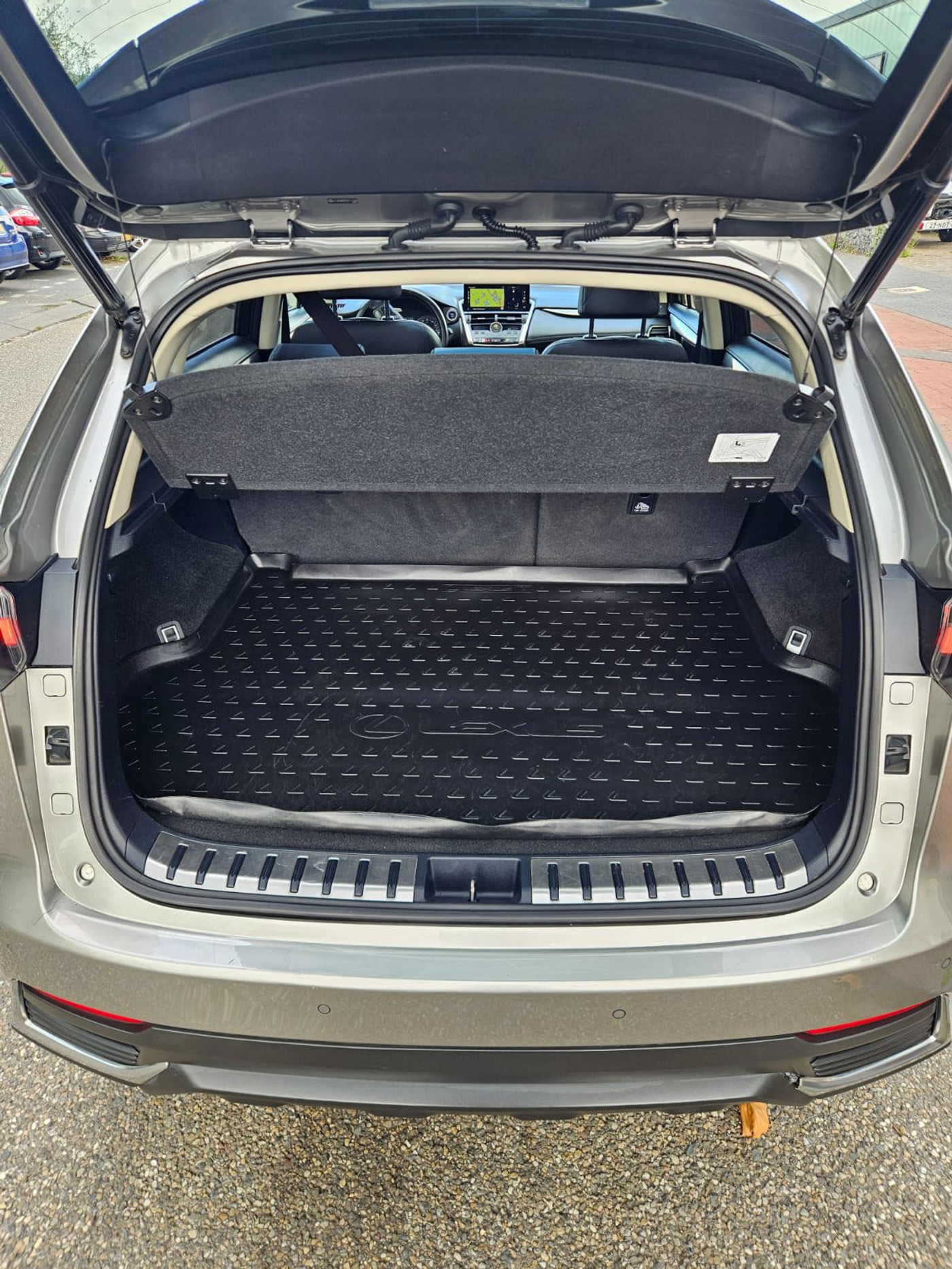 Foto van Lexus Lexus Nx300h