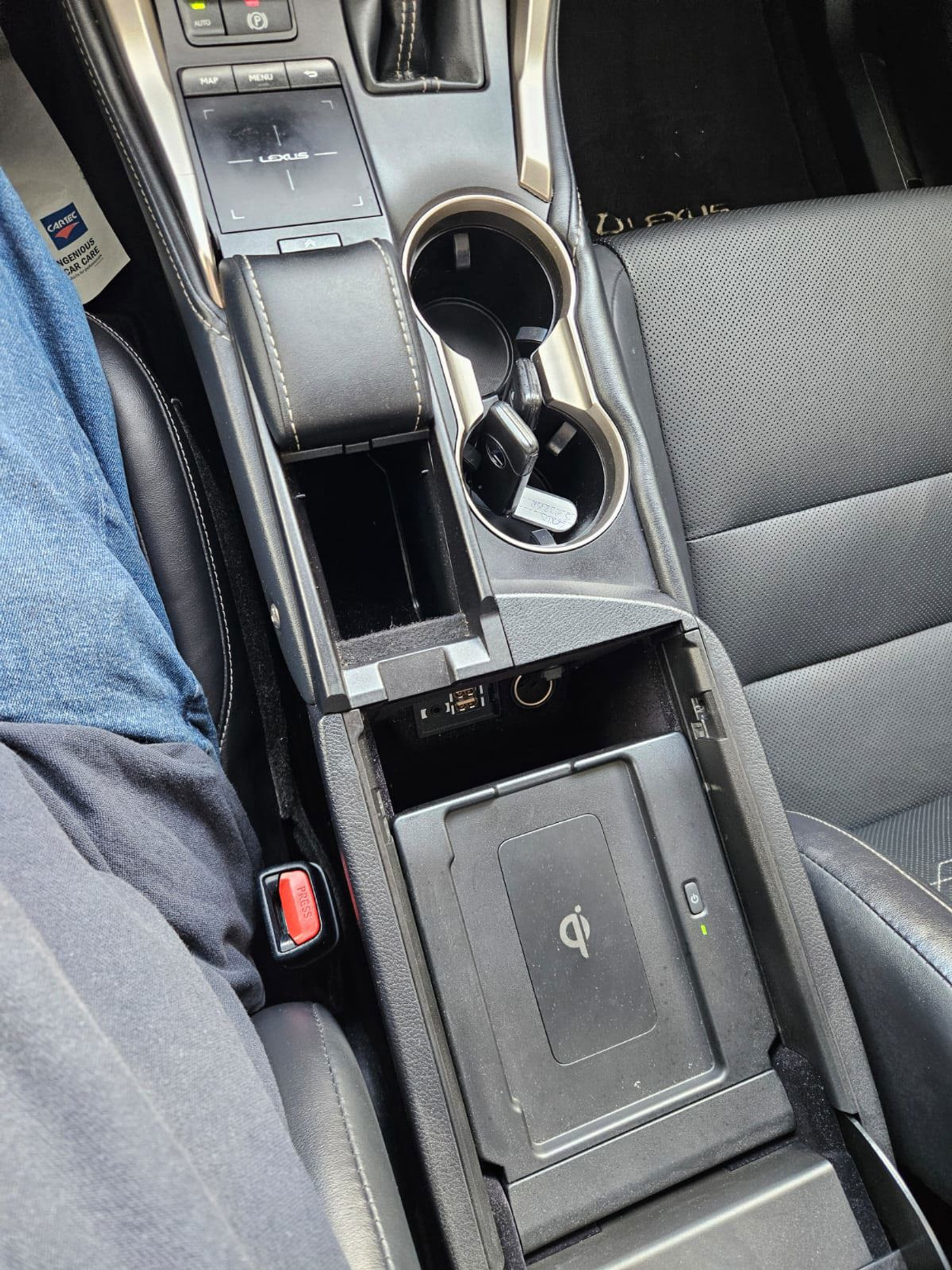 Foto van Lexus Lexus Nx300h