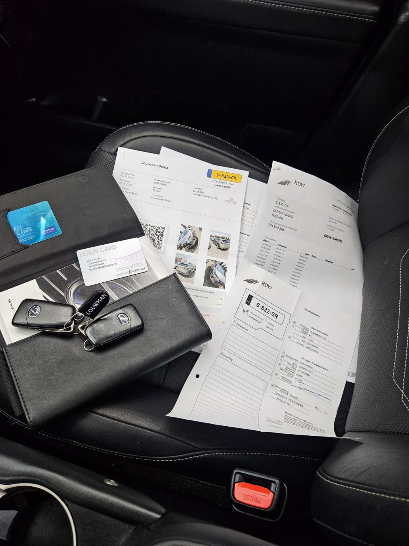 Foto van Lexus Lexus Nx300h