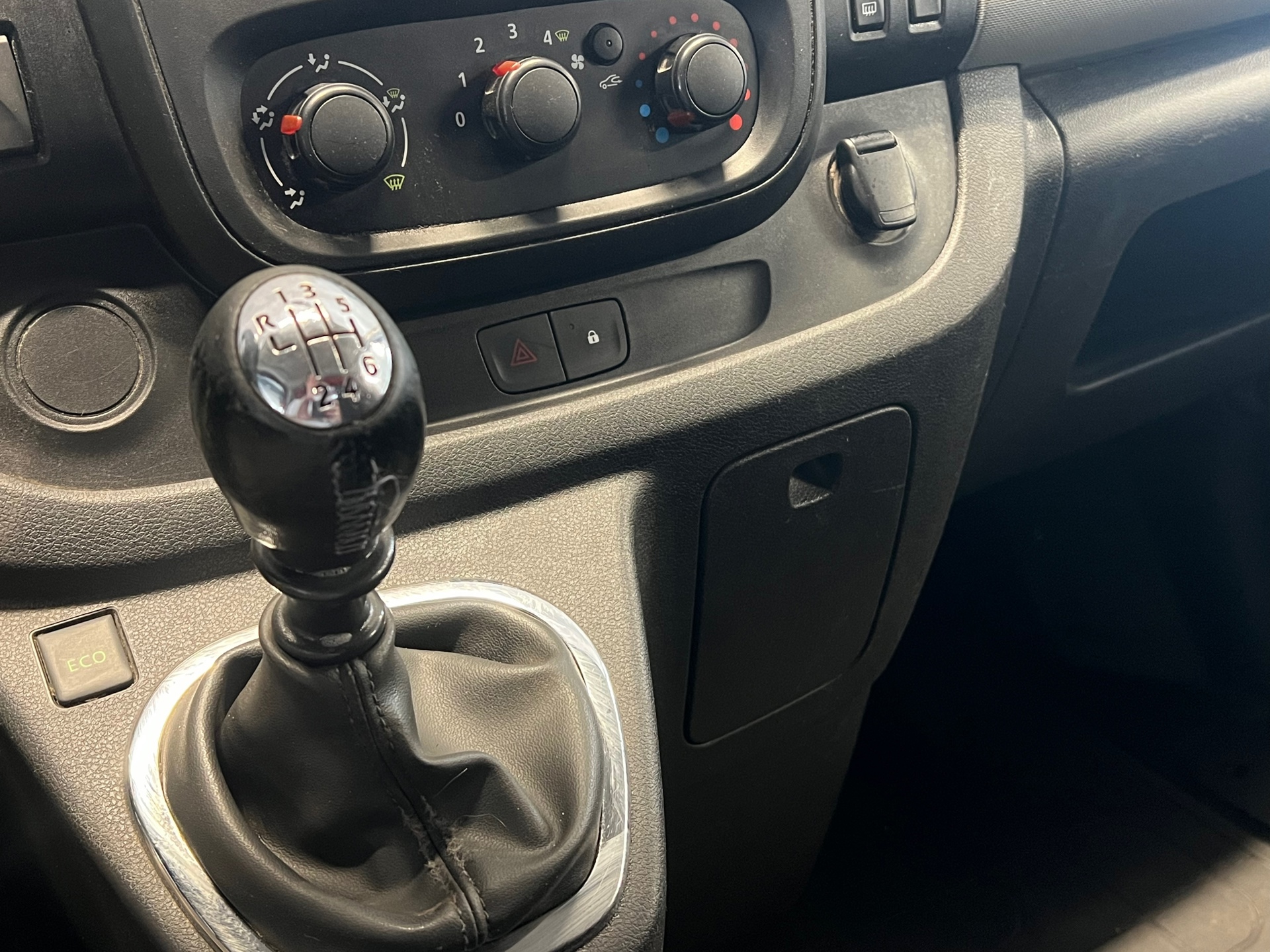 Foto van Nissan Nissan Nv300