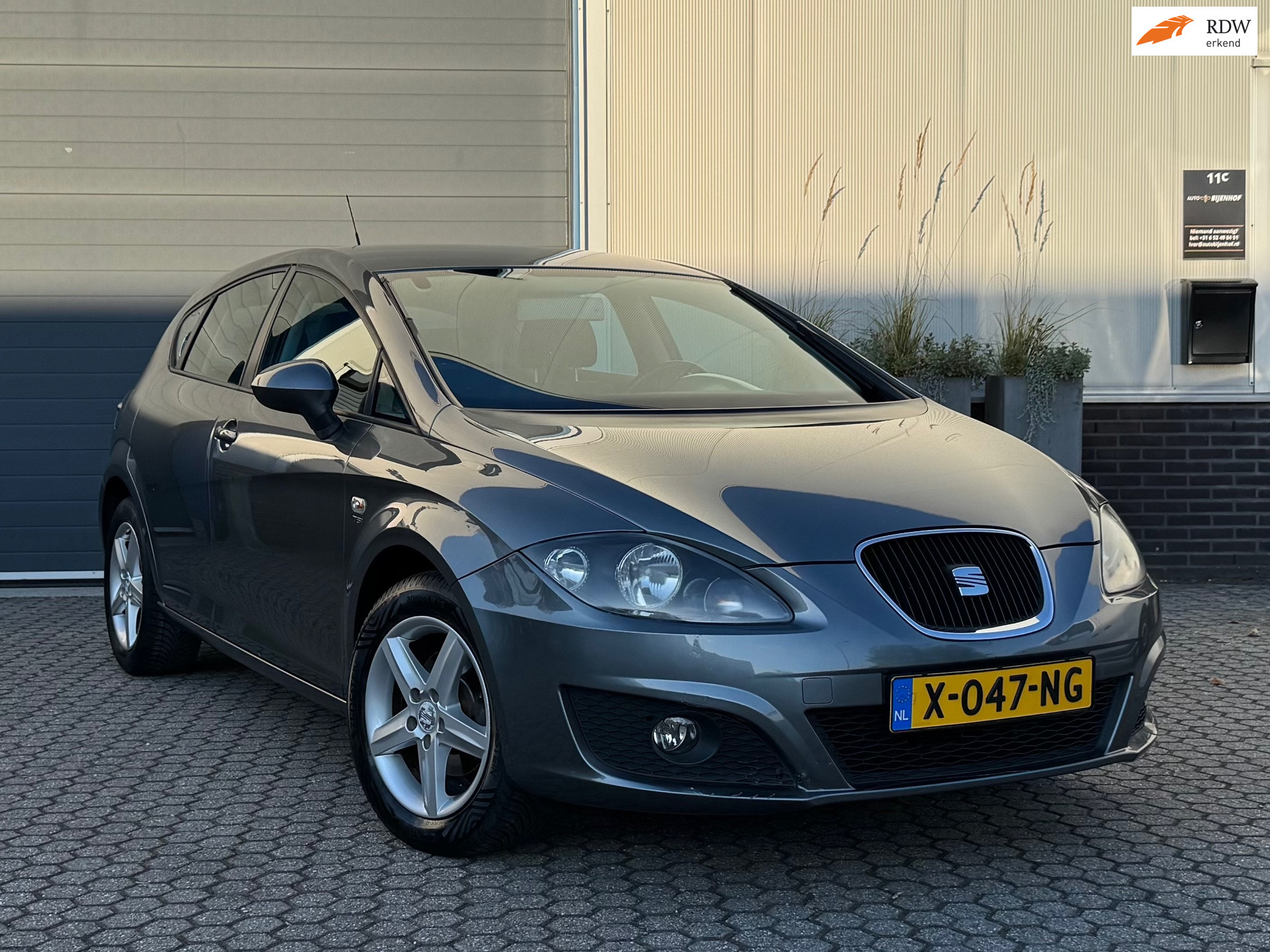 Seat Leon 1.2 TSI Ecomotive Businessline COPA | Climate | Cruise | Inklapbare spiegels 2012 - voorkant