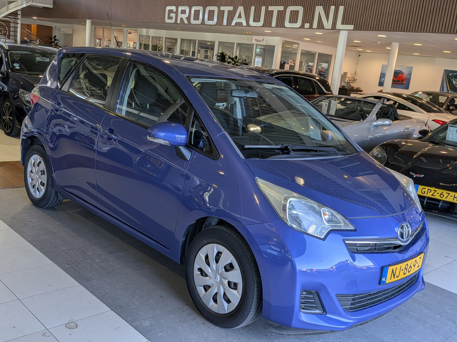 Toyota Toyota Verso-s 1.3 VVT-i Aspiration 2012 - voorkant