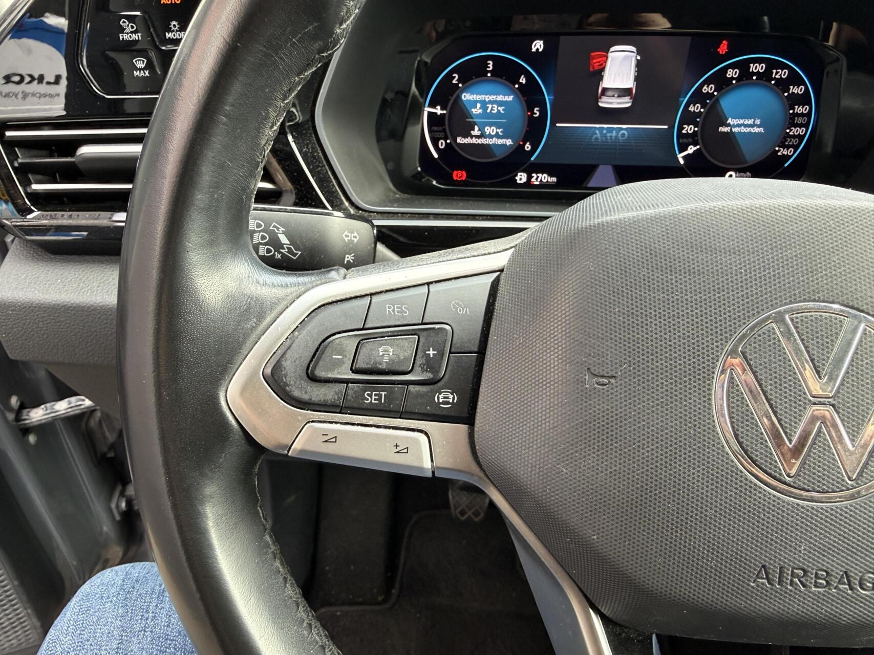 Foto van Volkswagen Caddy Modified Partition Wall