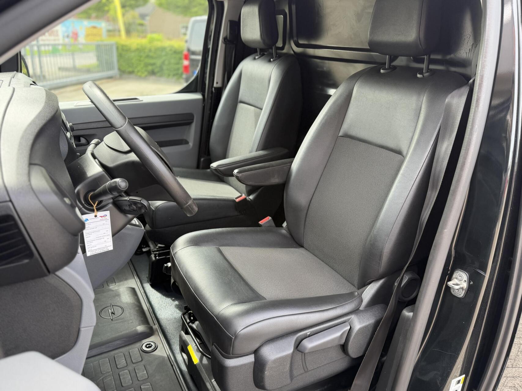 Foto van Opel Vivaro