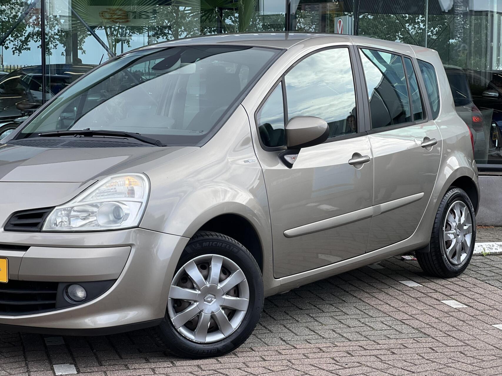 Foto van Renault Modus