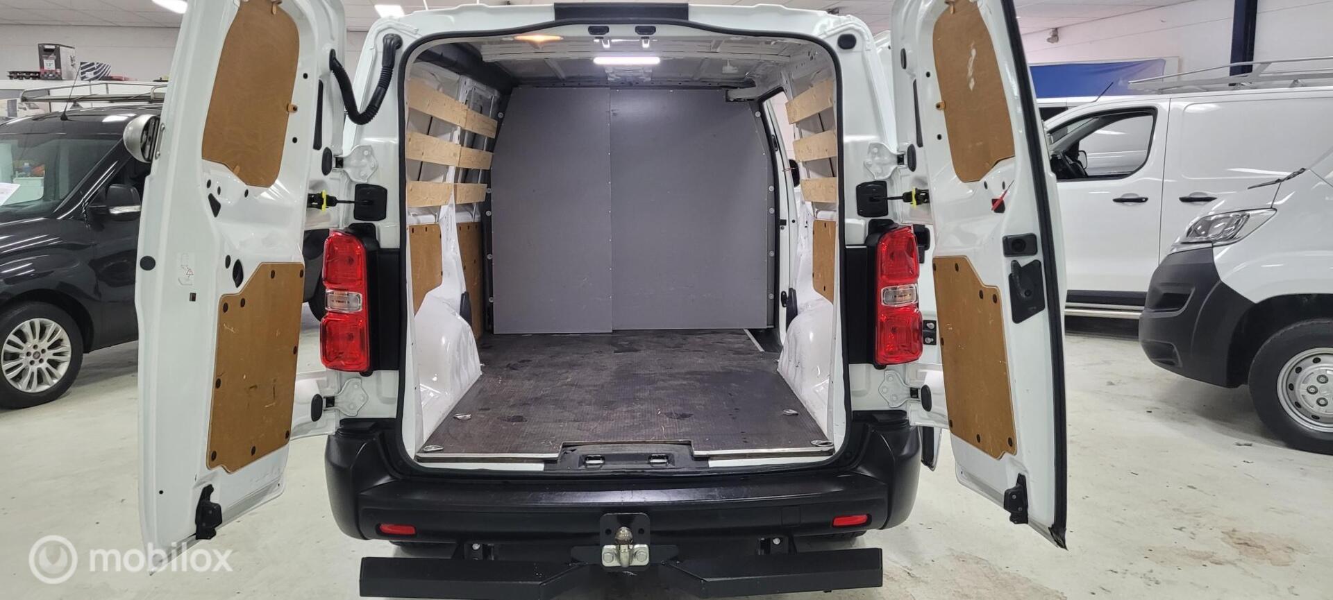 Foto van Opel Vivaro