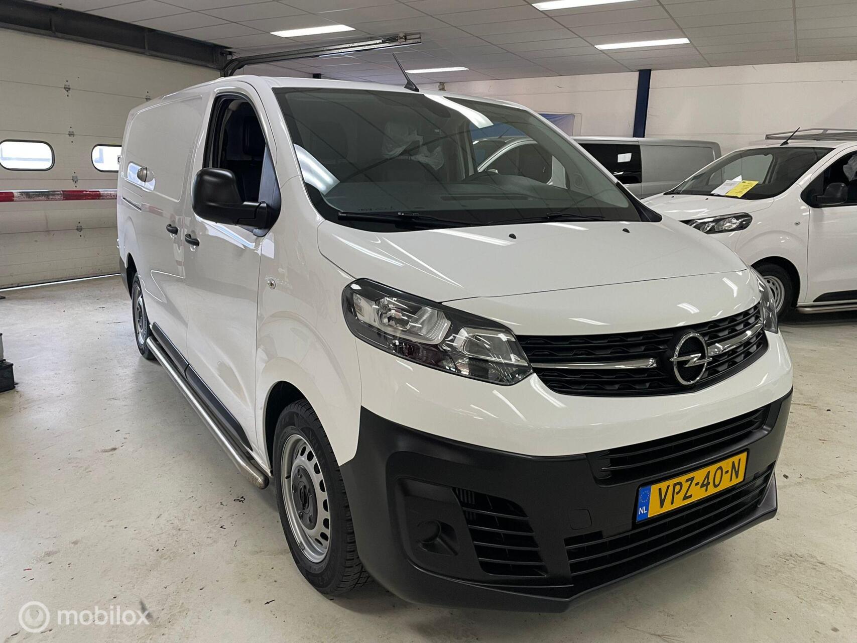 Opel Vivaro 2.0 CDTI L3H1 Edition 2022 - voorkant