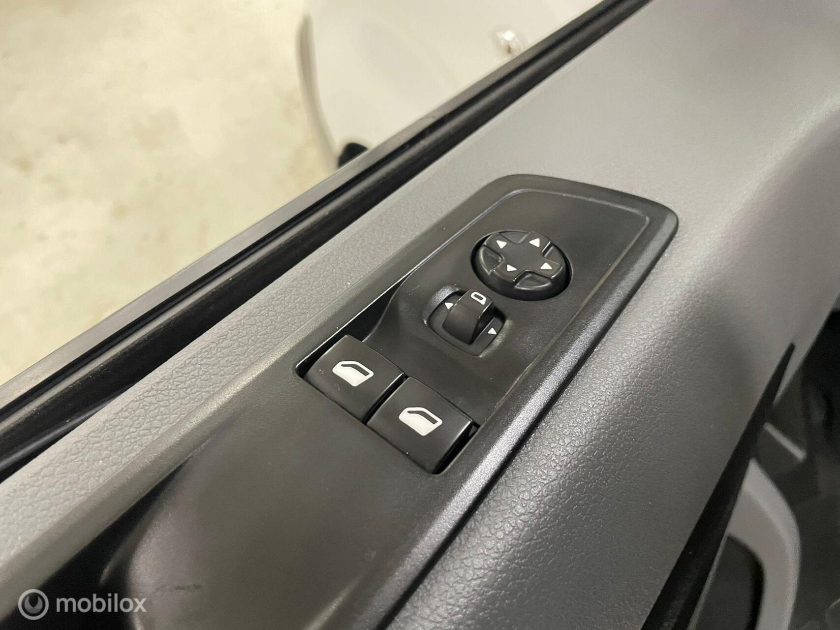 Foto van Opel Vivaro