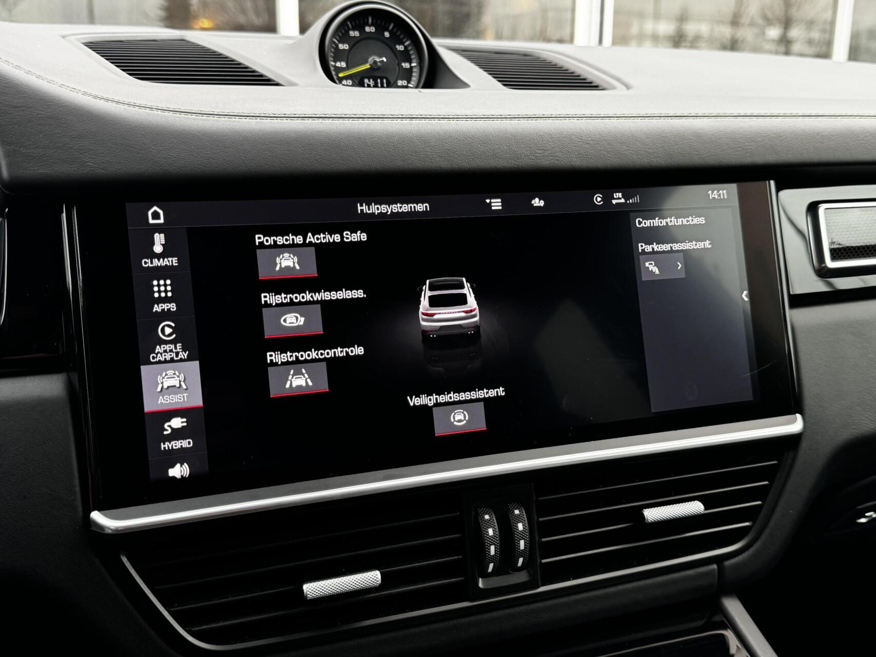 Foto van Porsche Cayenne E-hybrid
