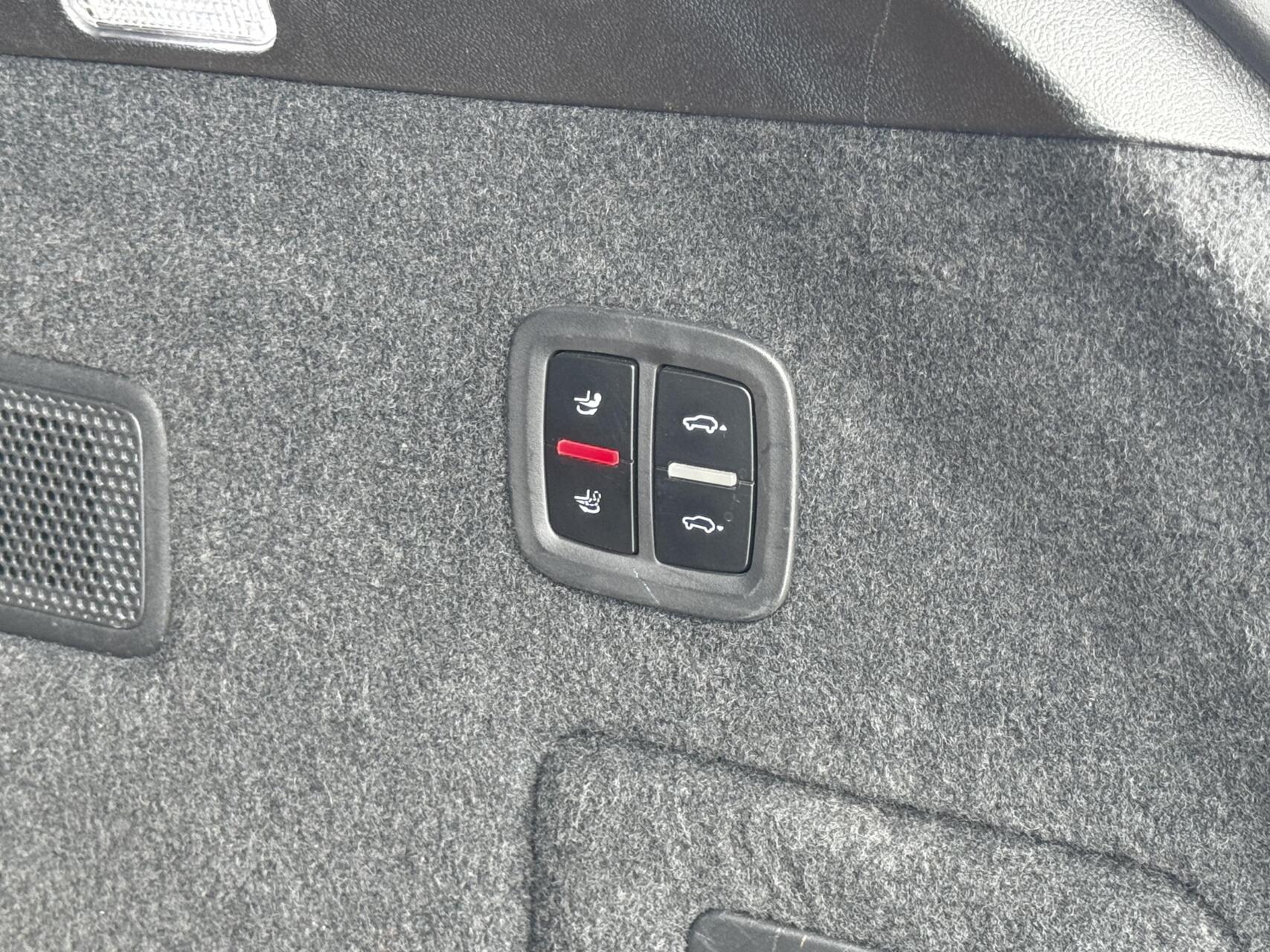 Foto van Porsche Cayenne E-hybrid