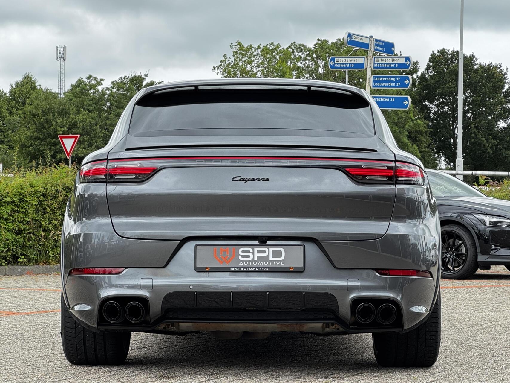 Foto van Porsche Cayenne E-hybrid