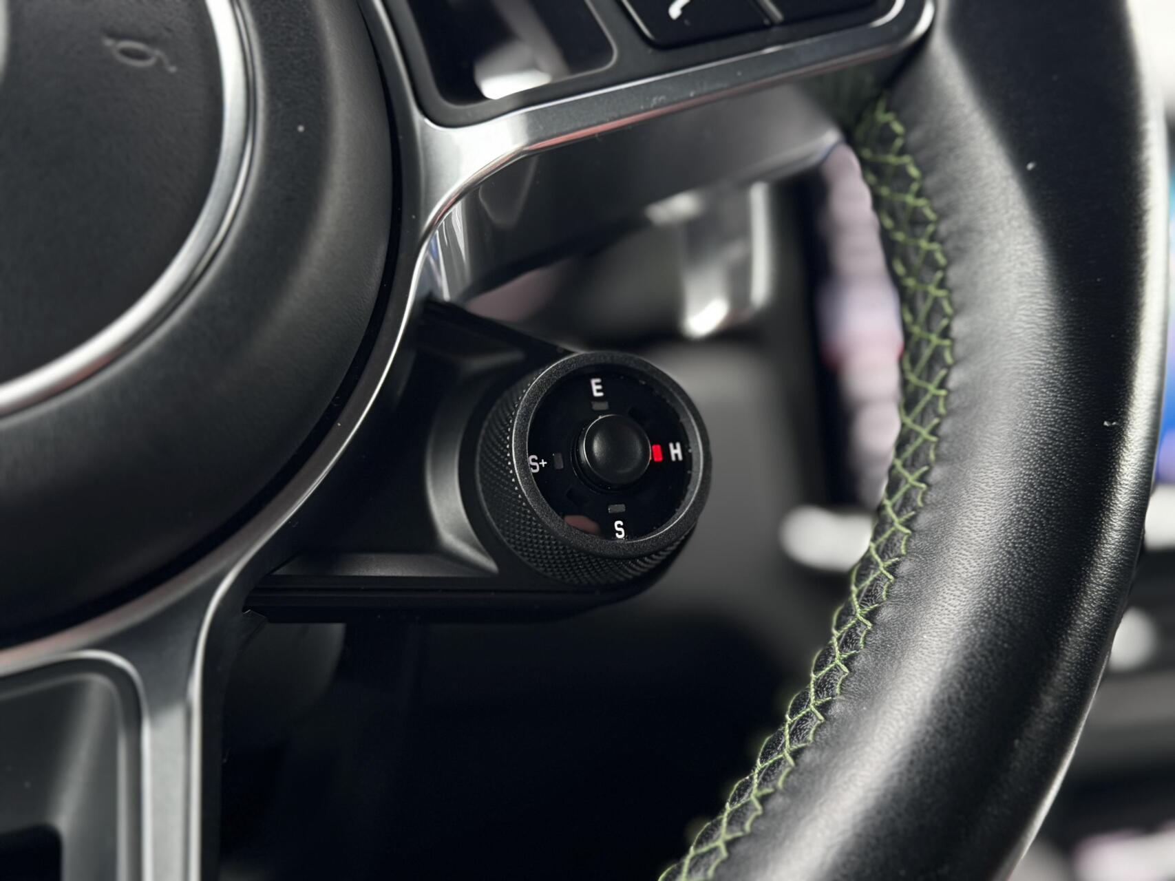 Foto van Porsche Cayenne E-hybrid