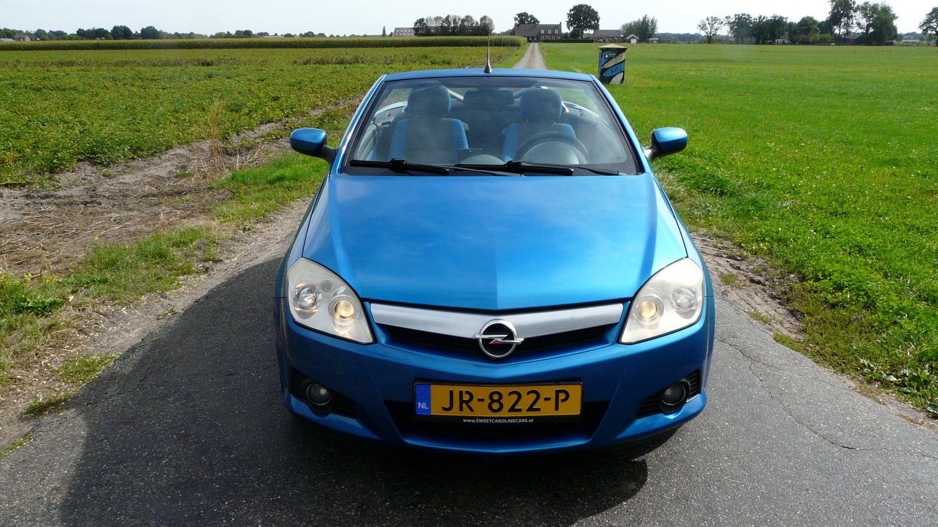 Foto van Opel Tigra