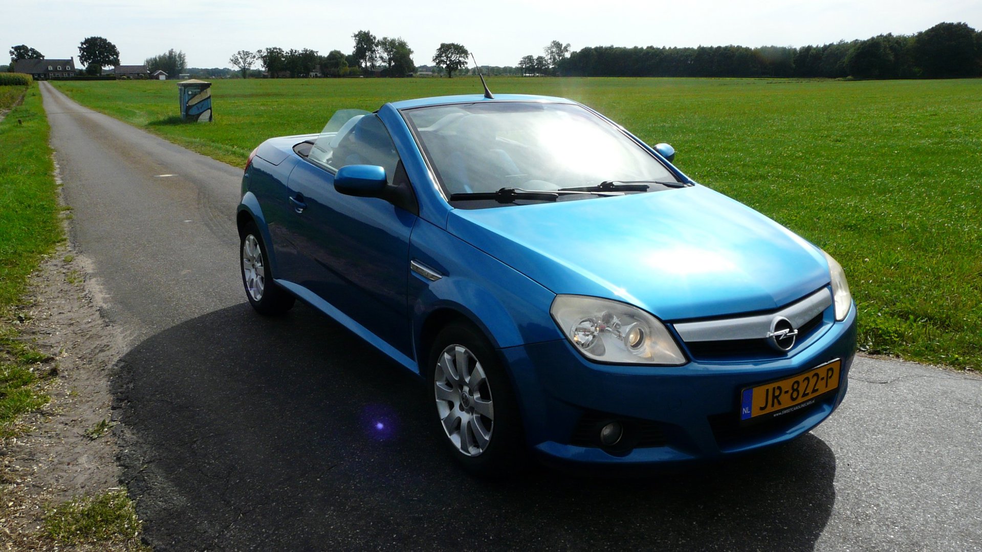 Foto van Opel Tigra