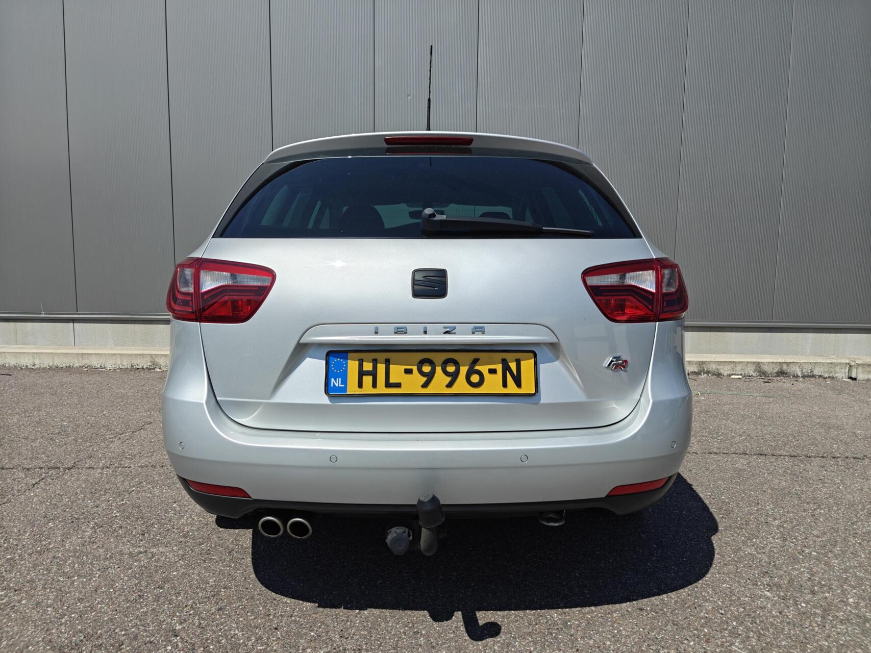 Foto van Seat Ibiza ST
