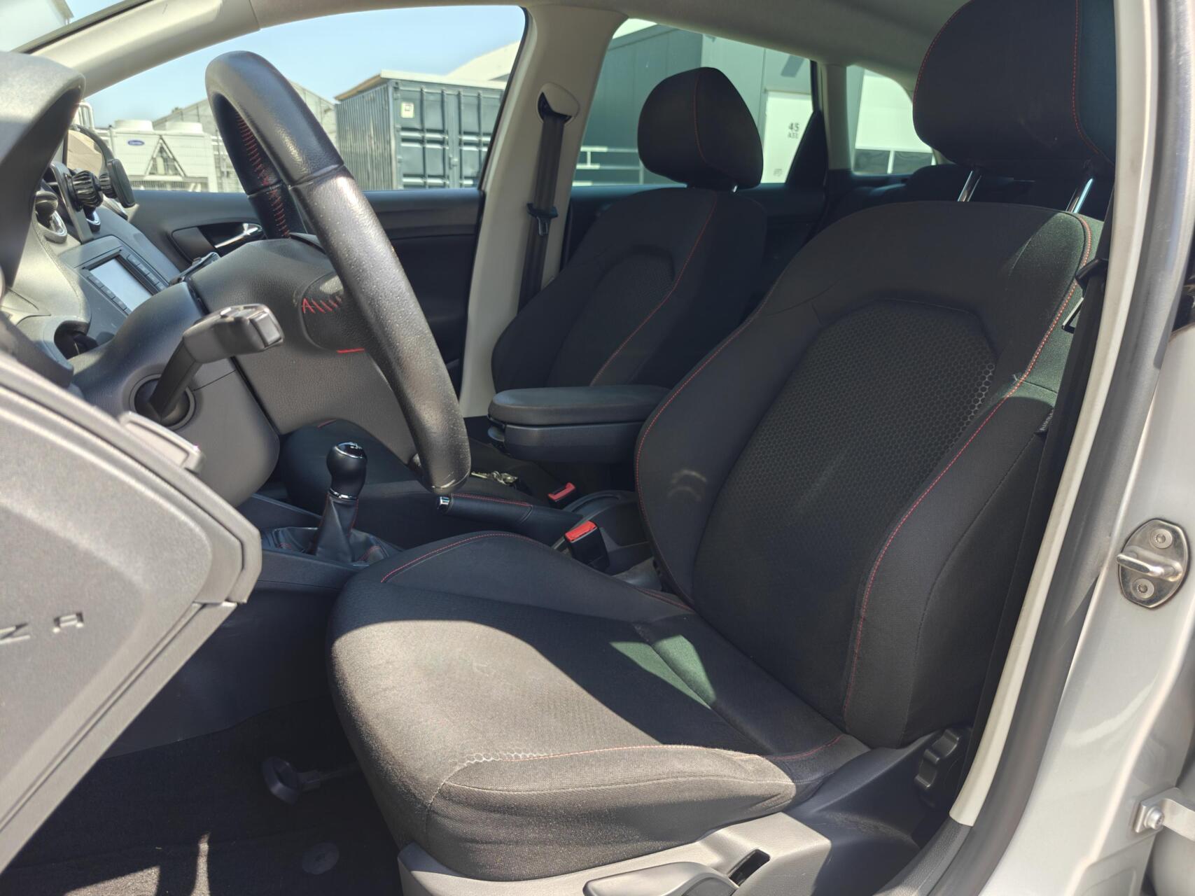 Foto van Seat Ibiza ST