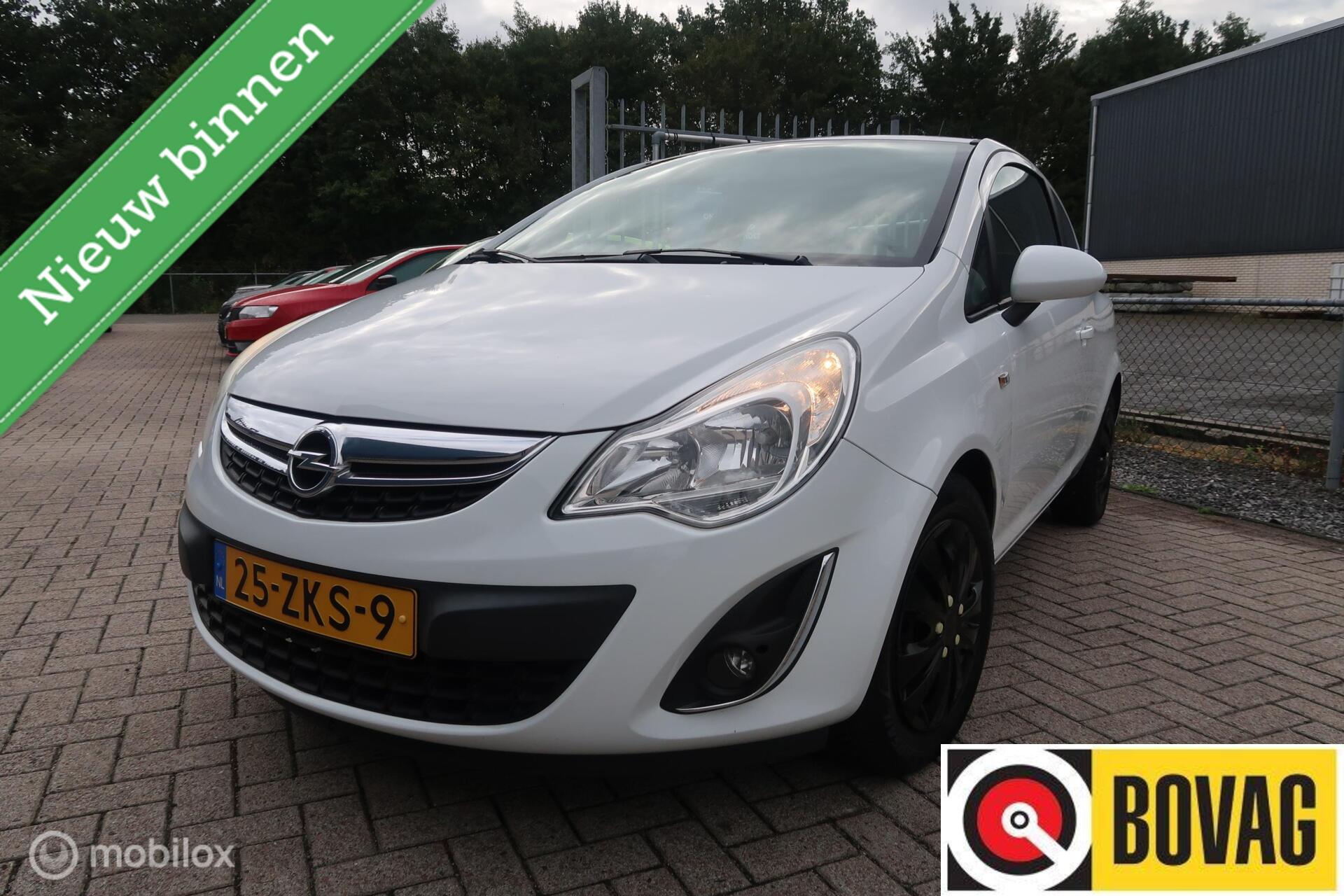 Opel Corsa 1.2 EcoFlex  Anniversay Edition LPG 2012 - voorkant