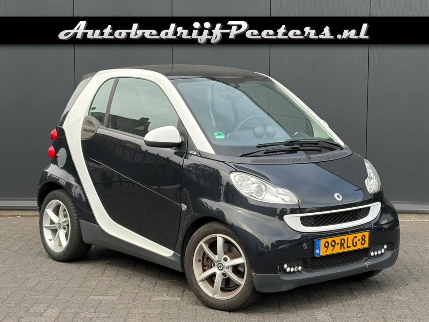 Smart Fortwo Coupe MHD 1.0 mhd 2011 - voorkant