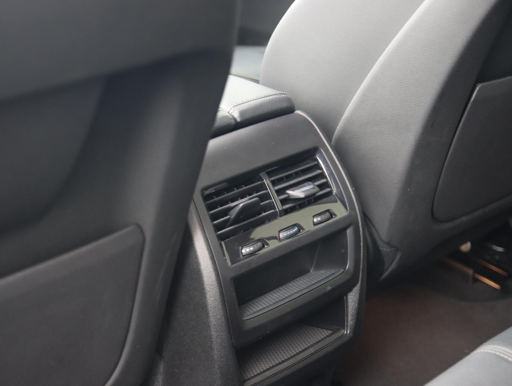 Foto van BMW X5 Xdrive45e