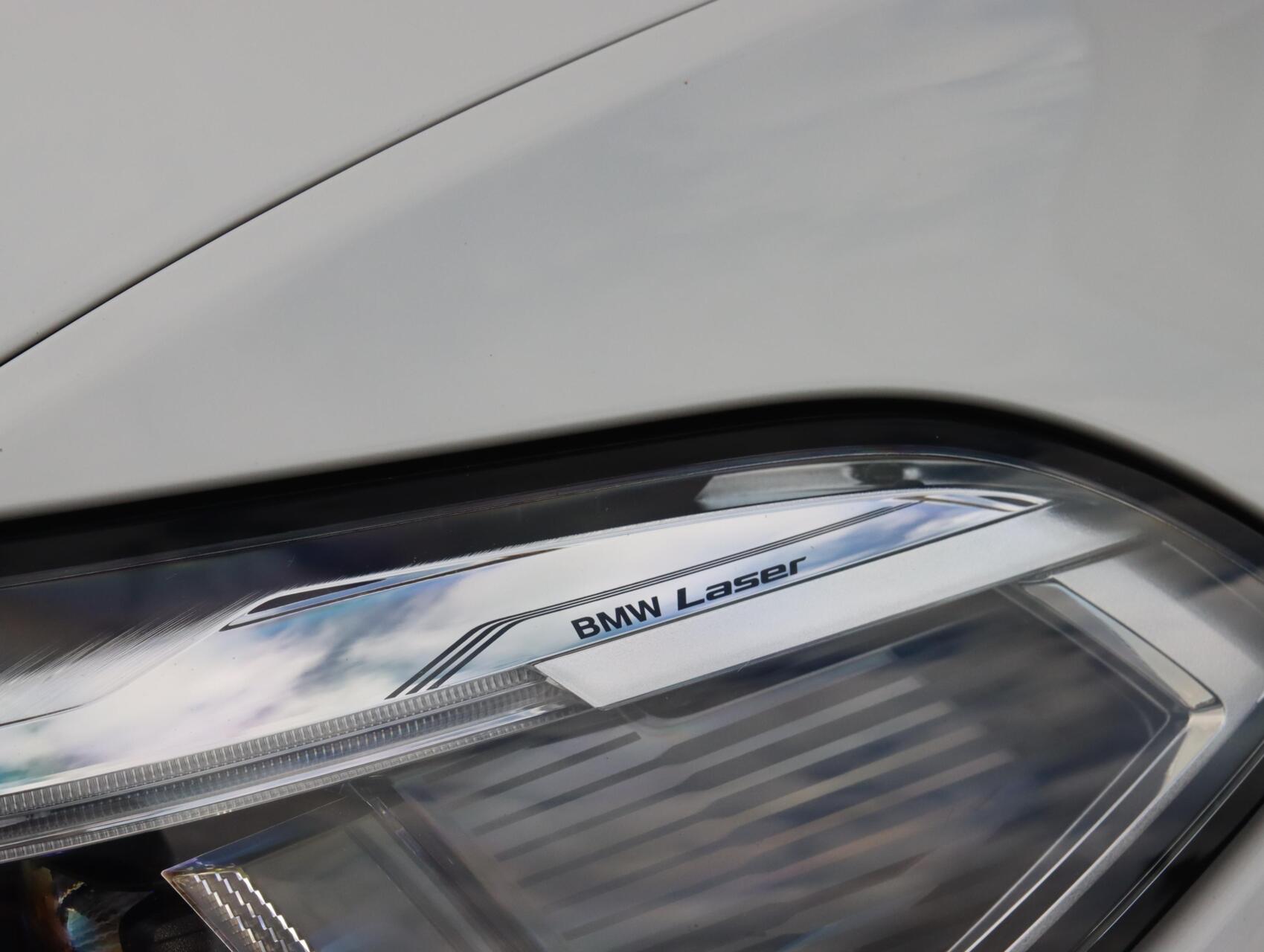 Foto van BMW X5 Xdrive45e