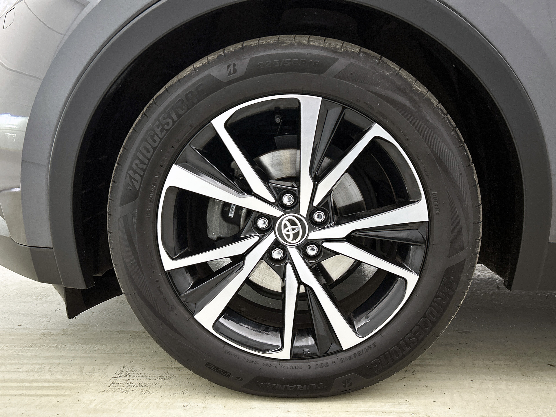 Foto van Toyota C-hr