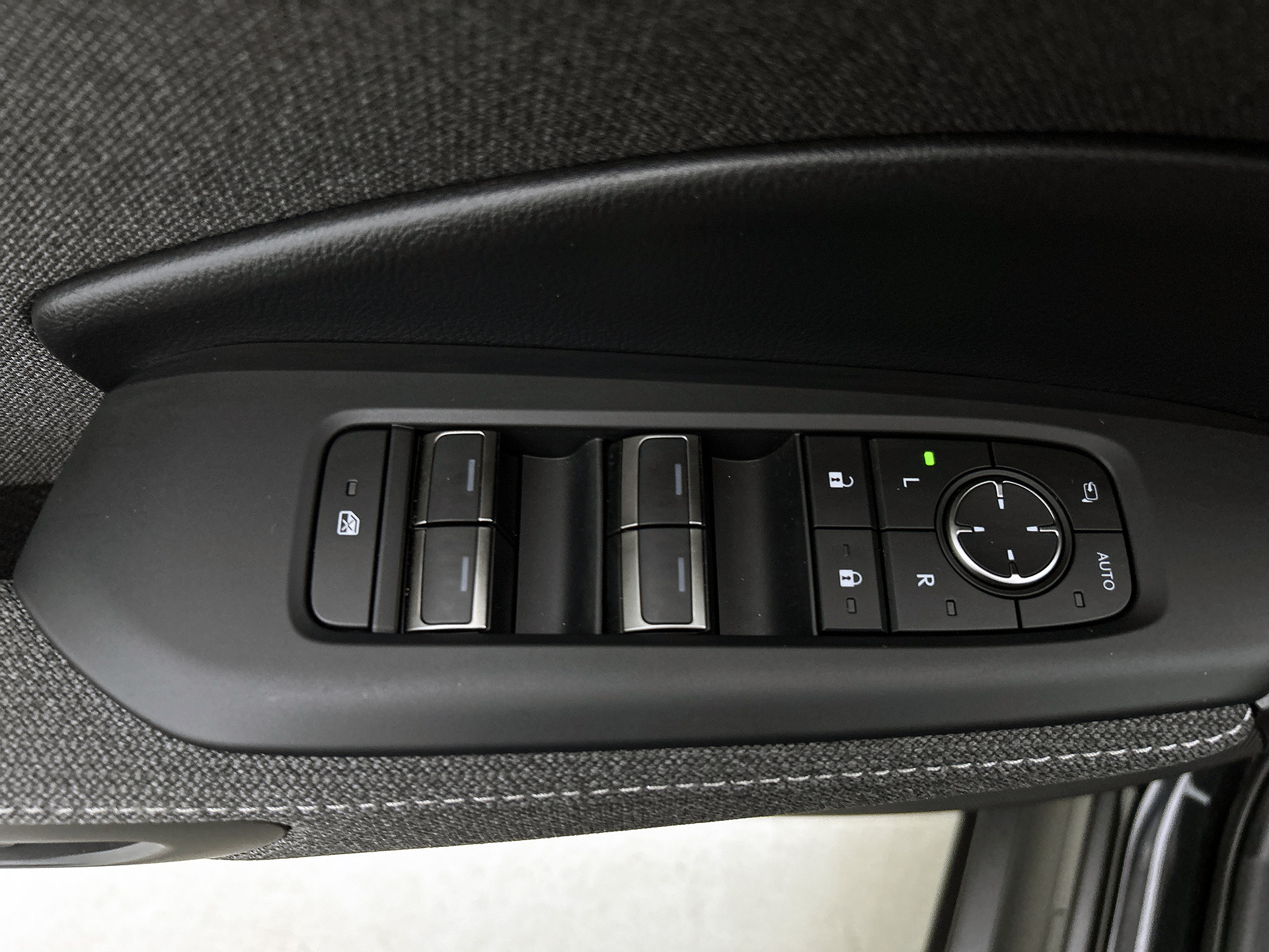 Foto van Lexus Lexus LBX