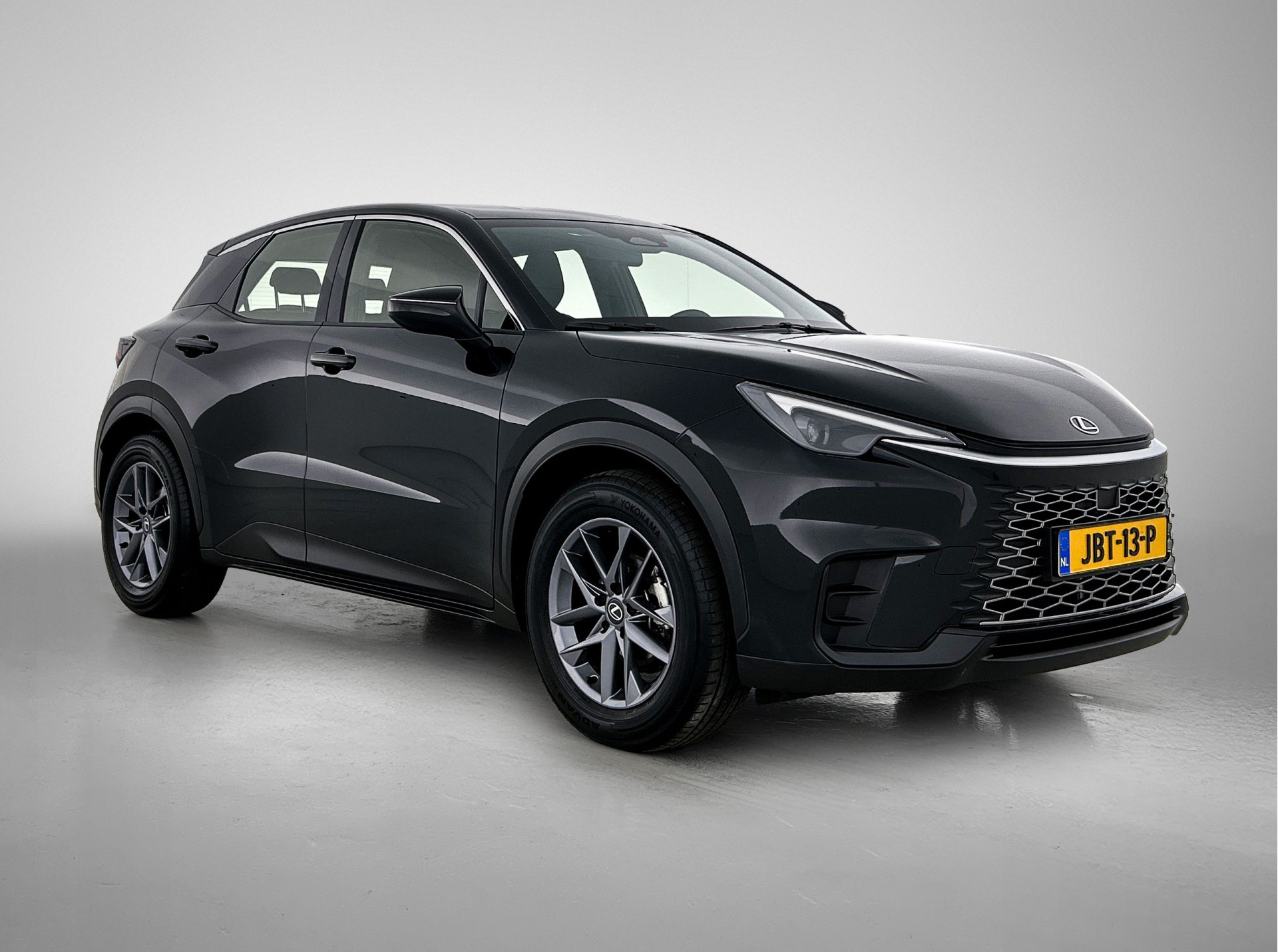 Foto van Lexus Lexus LBX