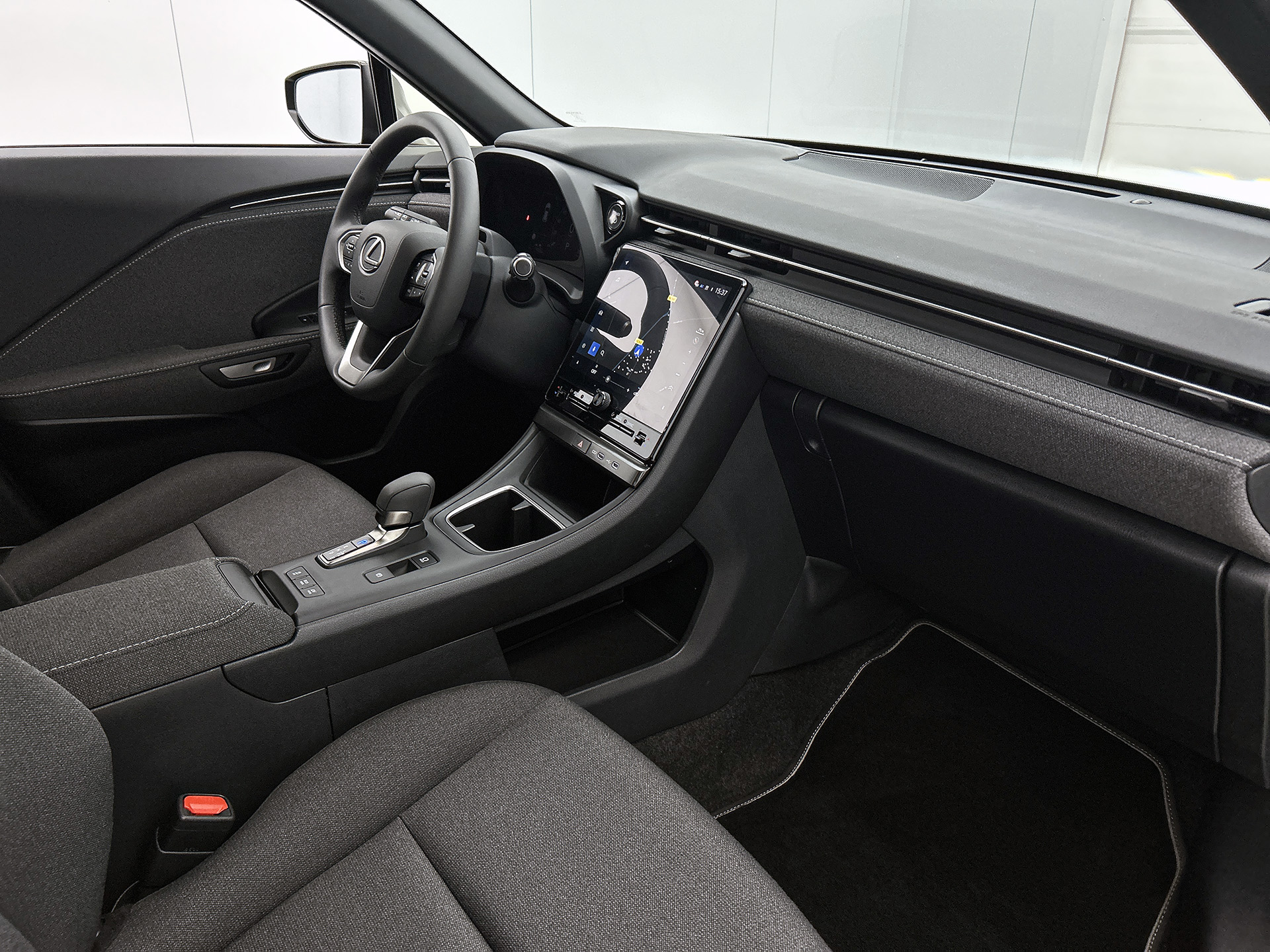Foto van Lexus Lexus LBX