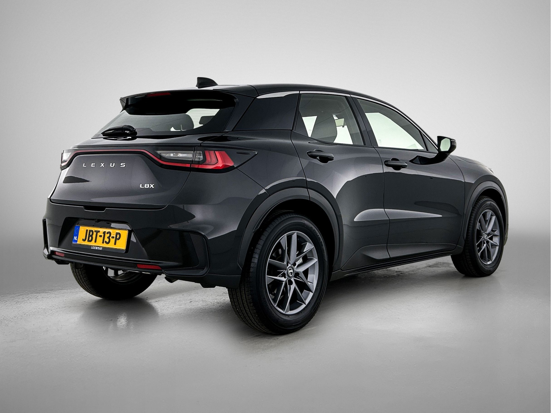 Foto van Lexus Lexus LBX