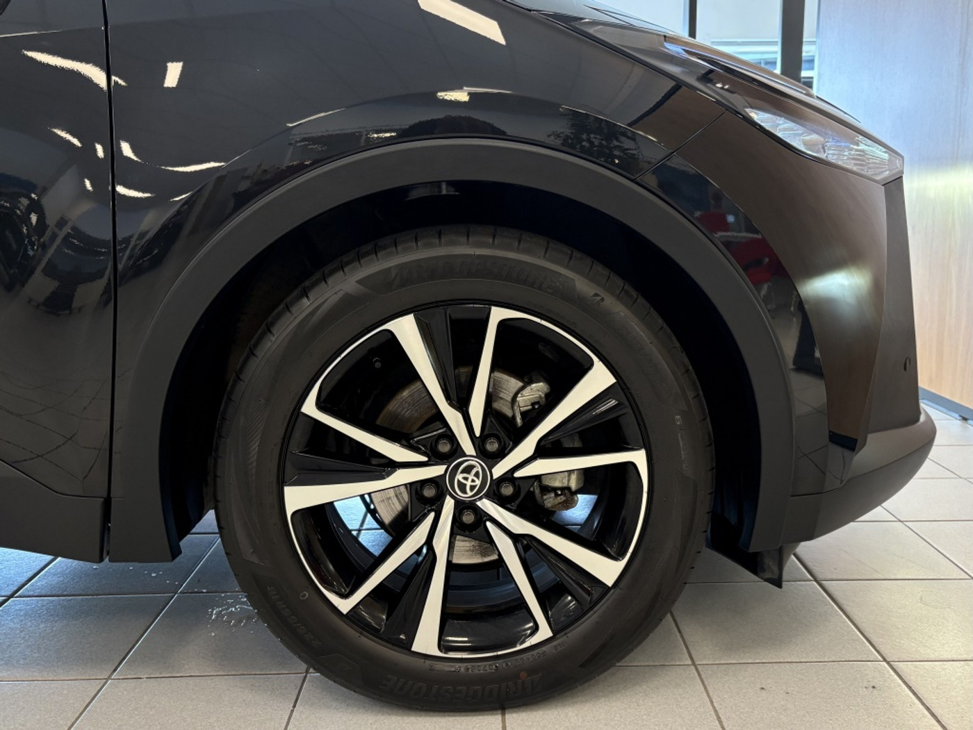 Foto van Toyota Toyota C-hr