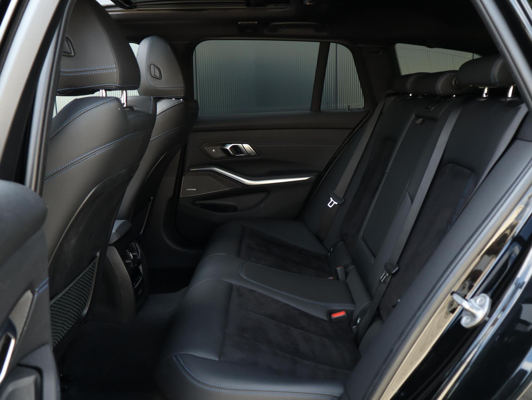 Foto van BMW 330e
