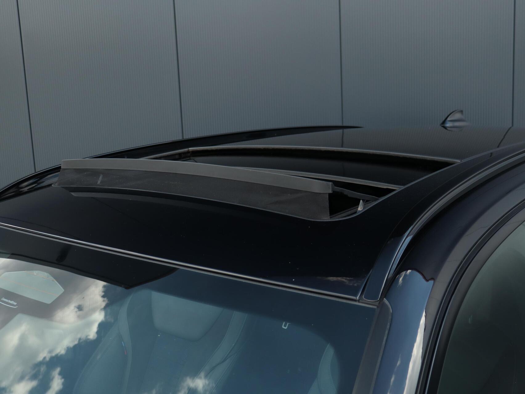 Foto van BMW 330e