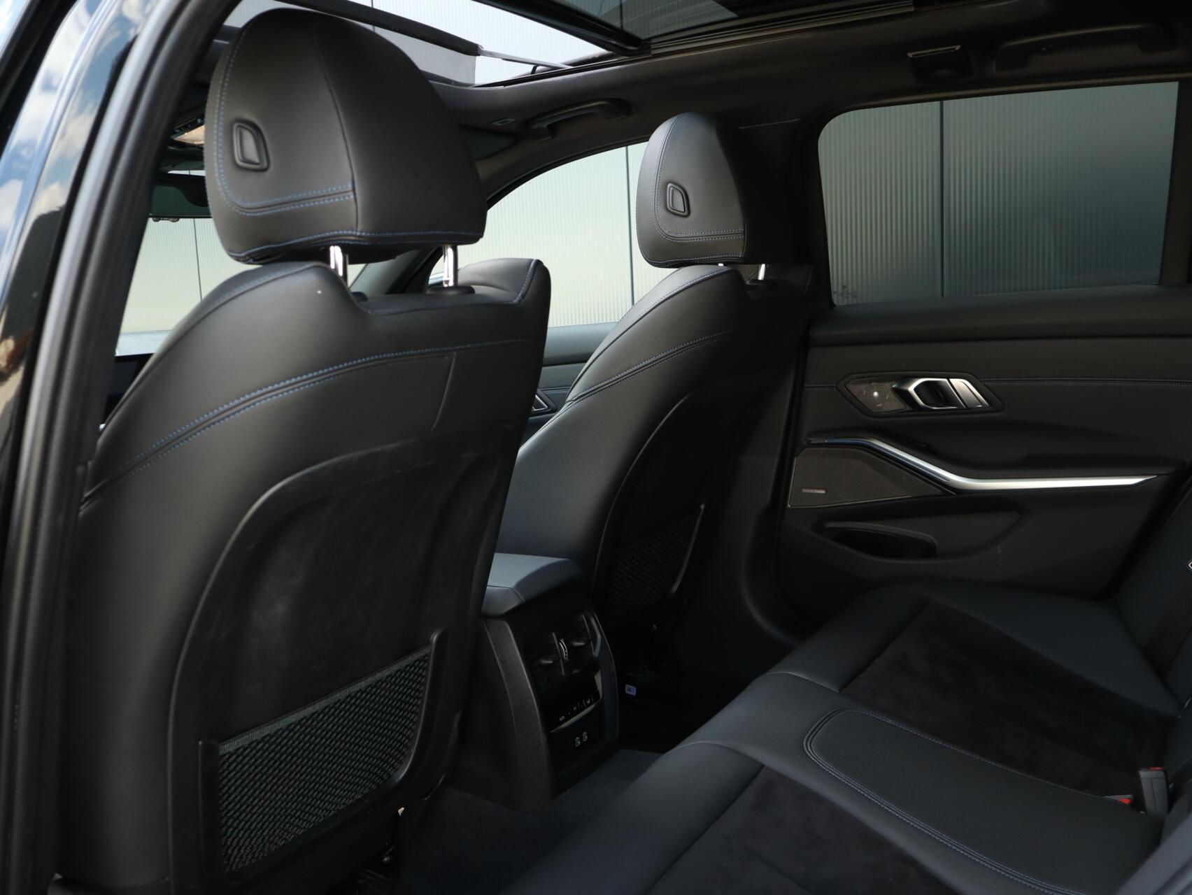 Foto van BMW 330e