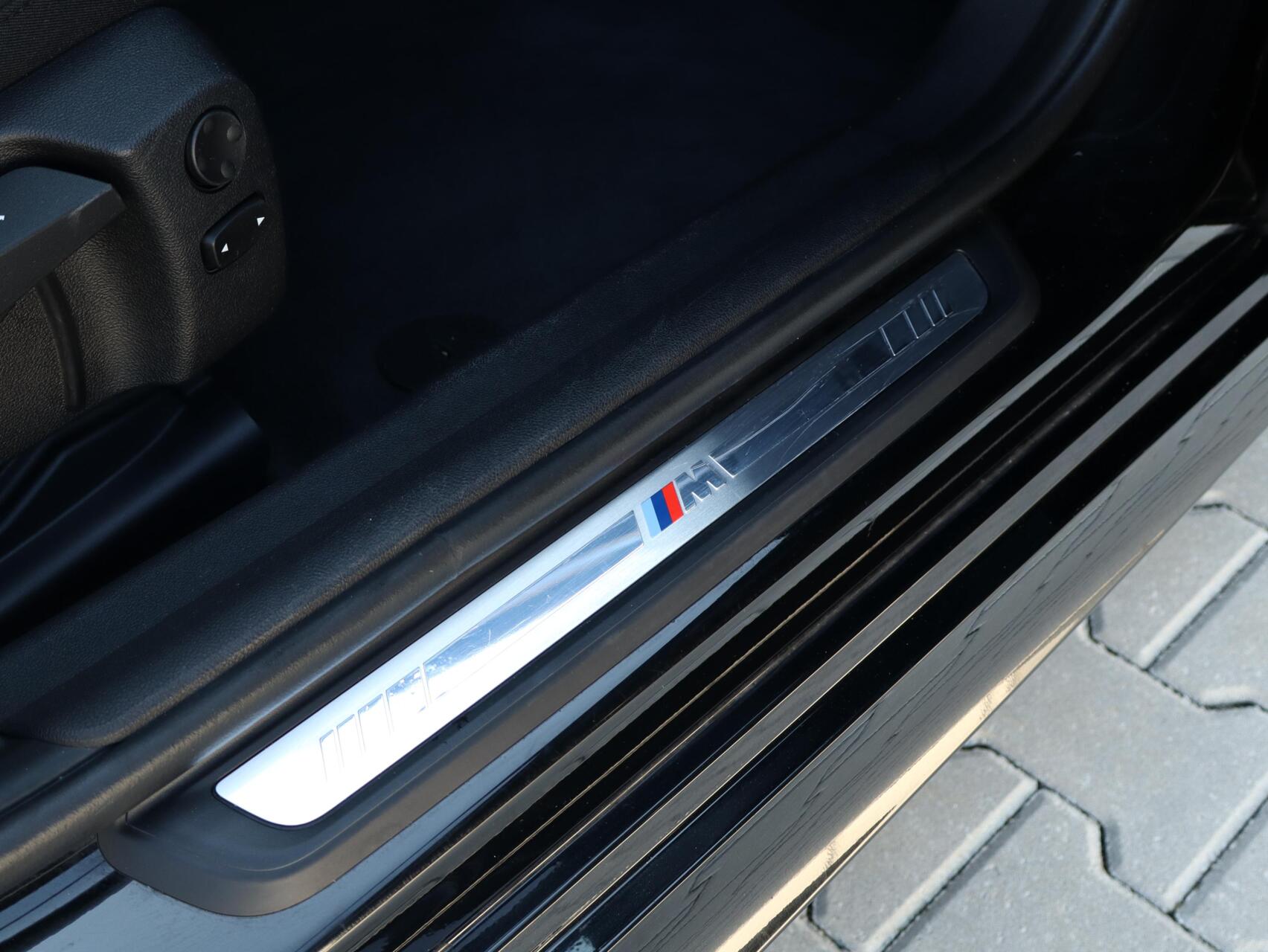 Foto van BMW 330e