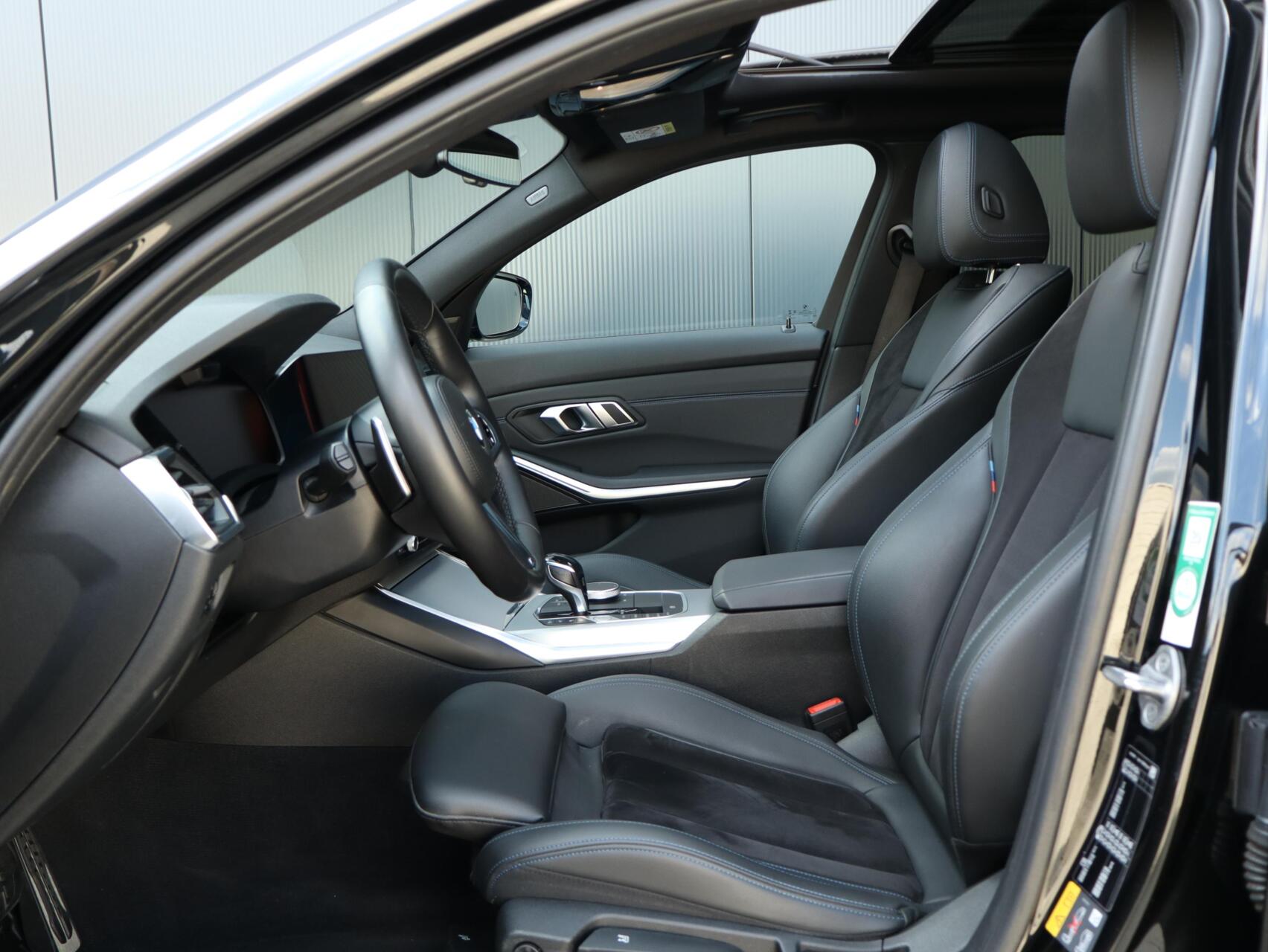 Foto van BMW 330e