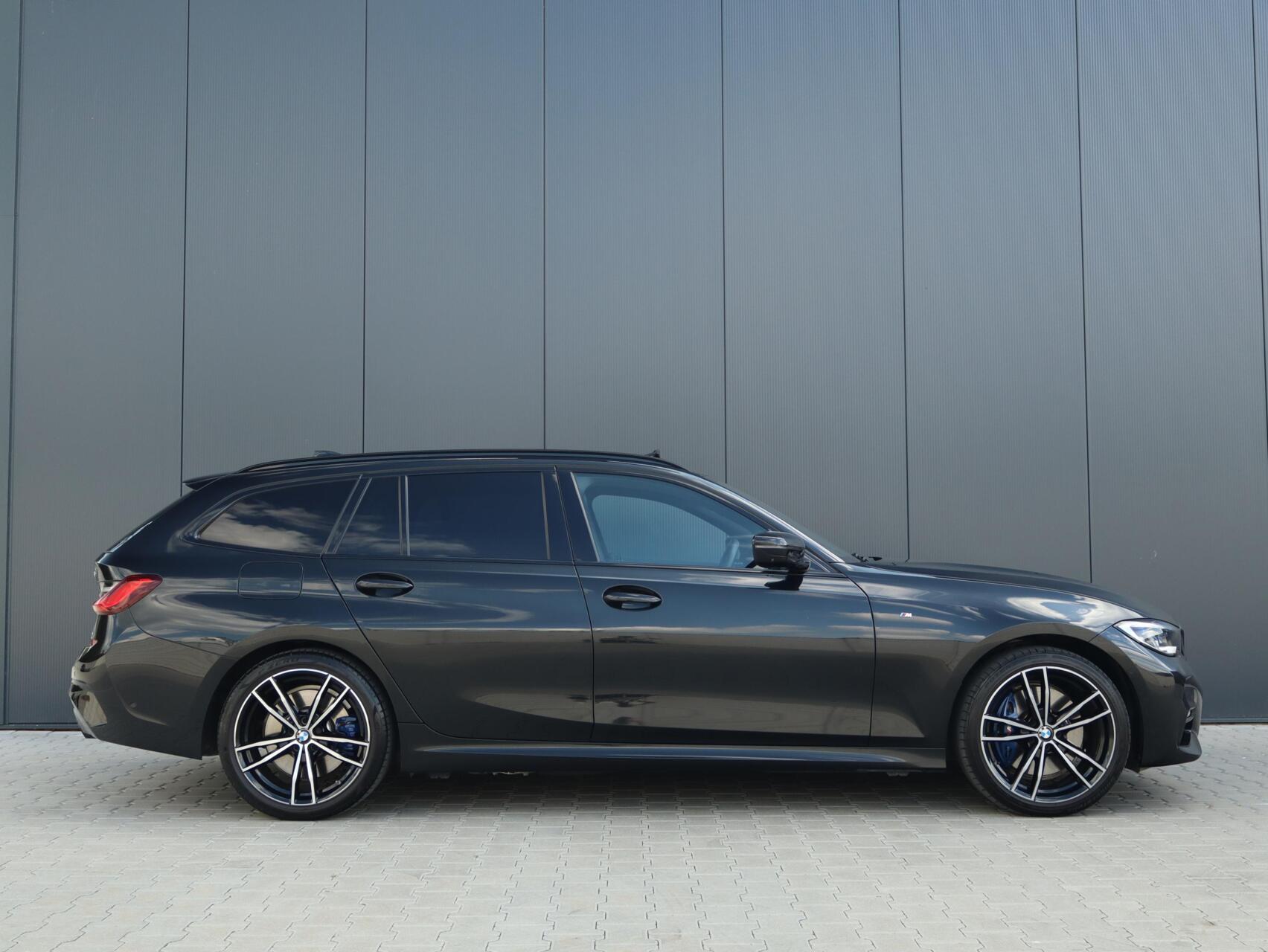 Foto van BMW 330e