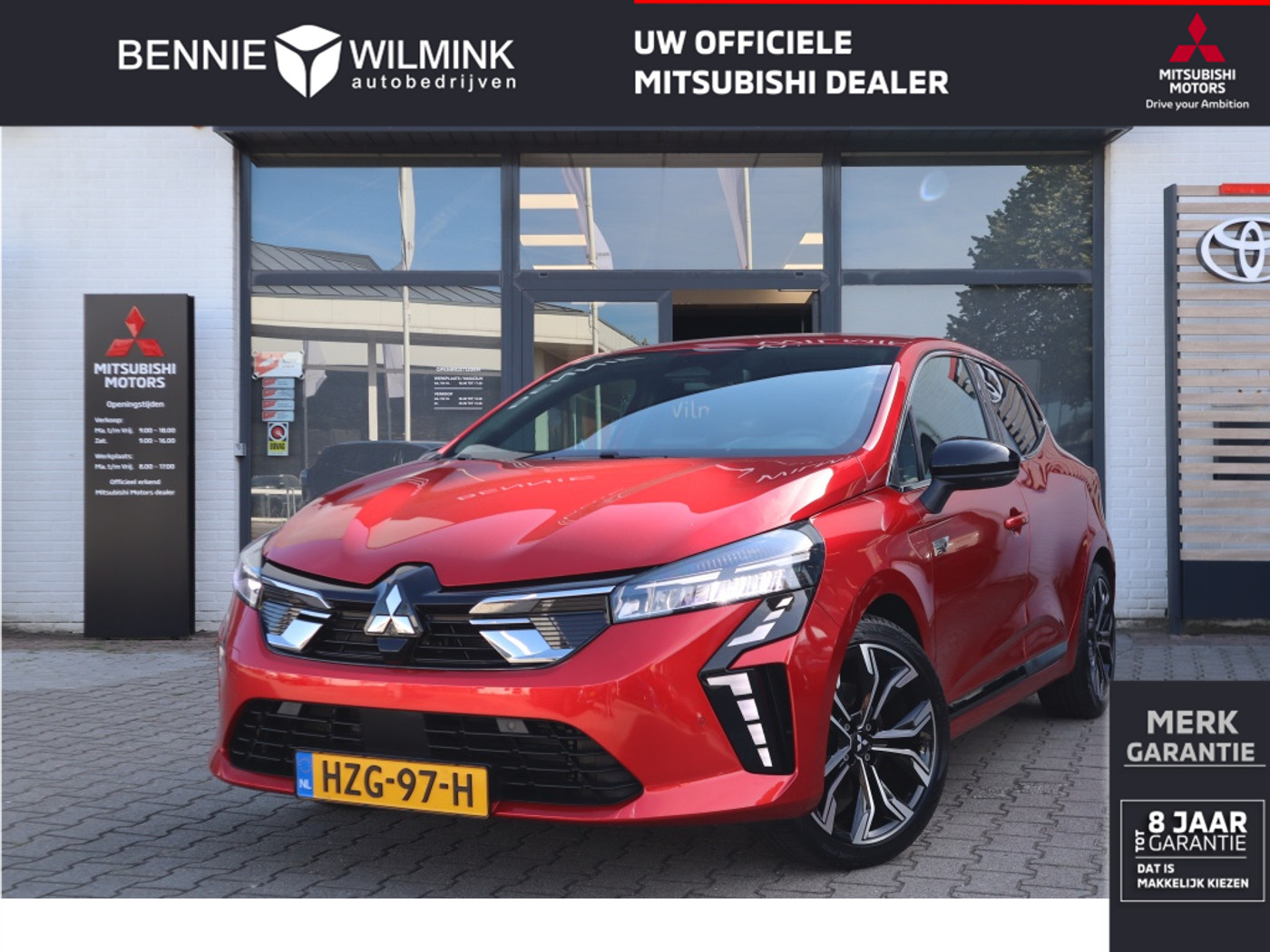 Mitsubishi Colt 1.6 HEV Intense+ Adaptive Cruise | Keyless | All Seasons 2025 - voorkant