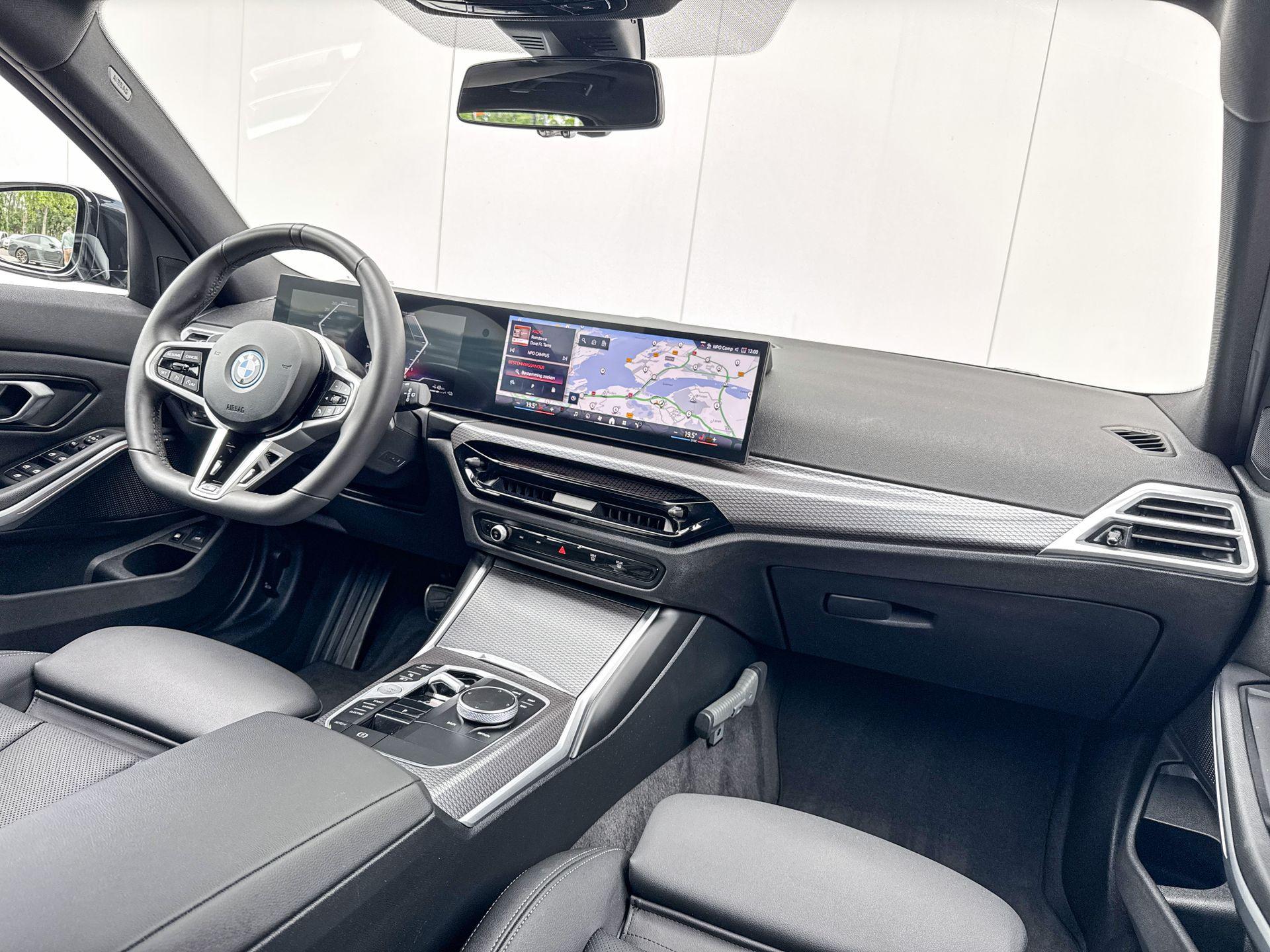 Foto van BMW 330e