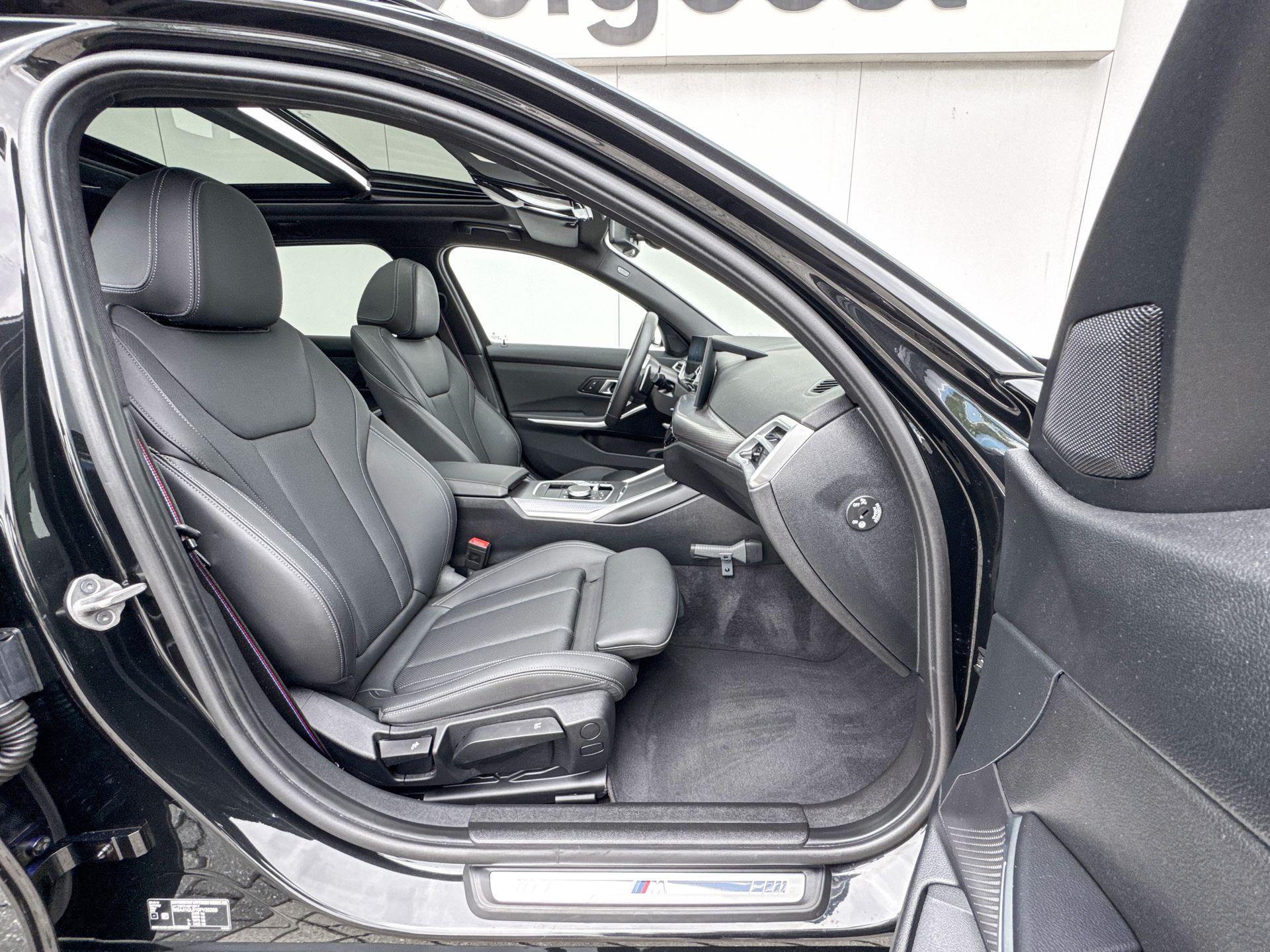 Foto van BMW 330e