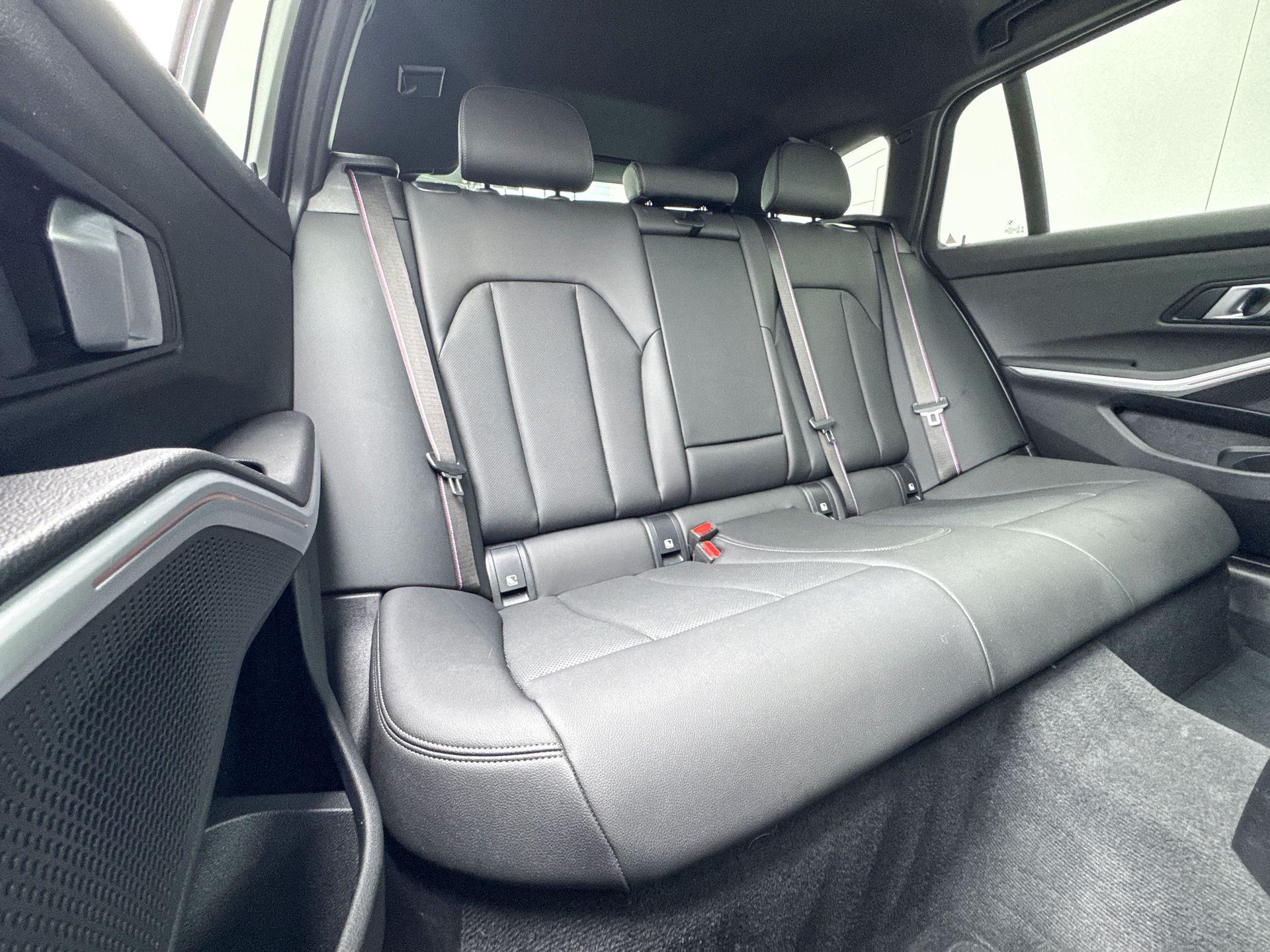Foto van BMW 330e