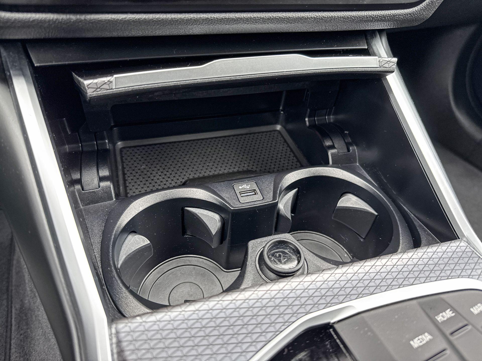 Foto van BMW 330e