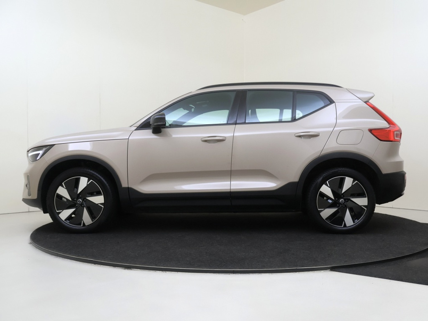 Foto van Volvo Ex40