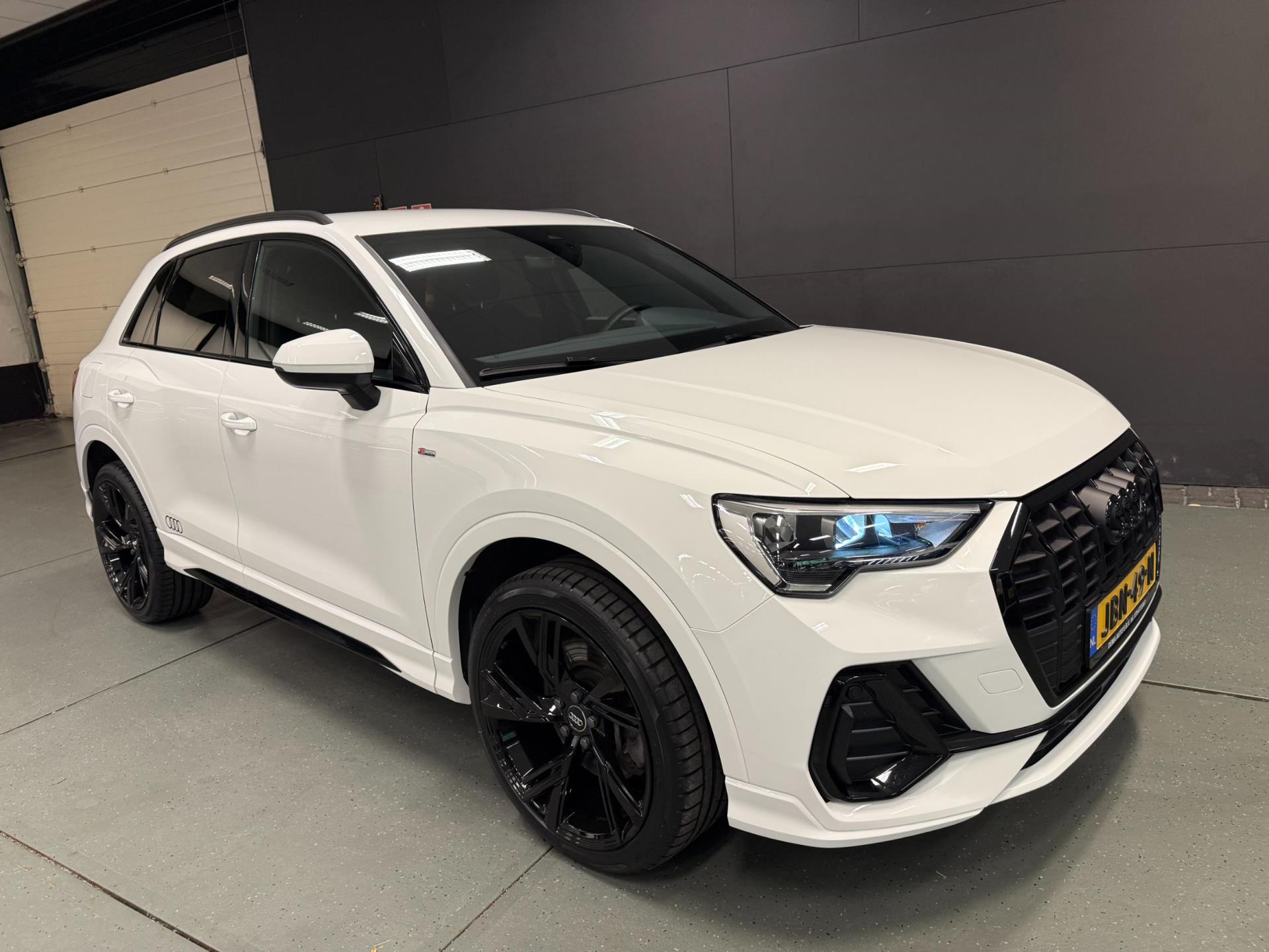 Foto van Audi Q3 E-tron